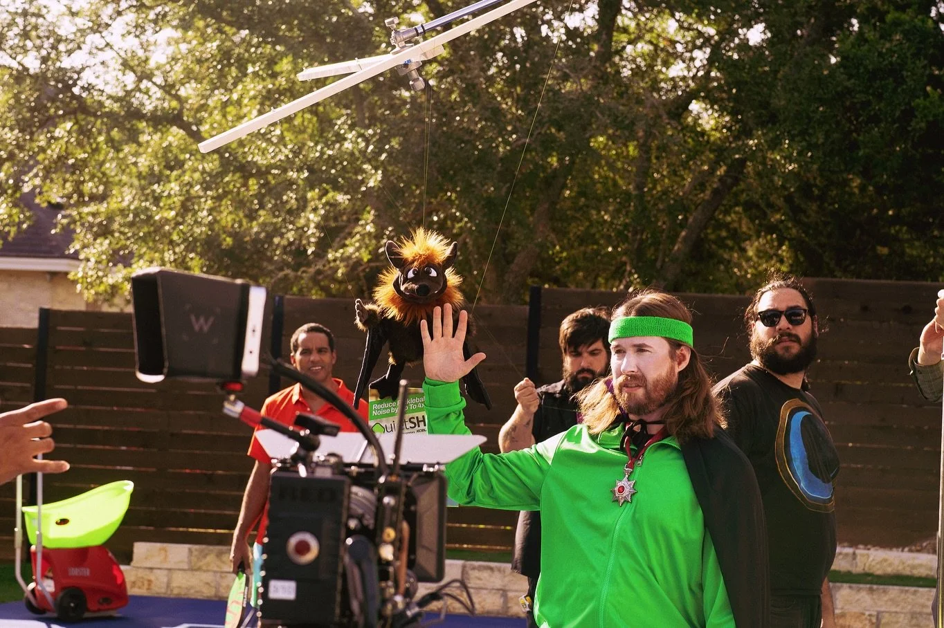 who can create a project with a panda, a bat, a vampire, &amp; a giant shoe too?
@thebobbilliams that&rsquo;s who 👫🏻

Our commercial for @quietshhot - coming 2025! 
🦇🐼🏓👟🧛&zwj;♂️⛱️💯🌈

Thank you to the whole cast and crew! 

writers directors 