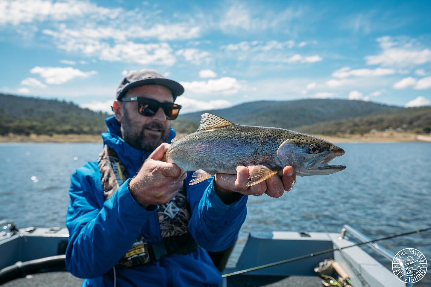 Glamour days on Lake Eucumbene 😍🙌🏻

Snowy Valleys Fly Fishing has been experiencing some fantastic fishing on the lake. 
Luke and I recently made a day trip up to the high country and were met with some great results! 

One particular fly @lukewsz