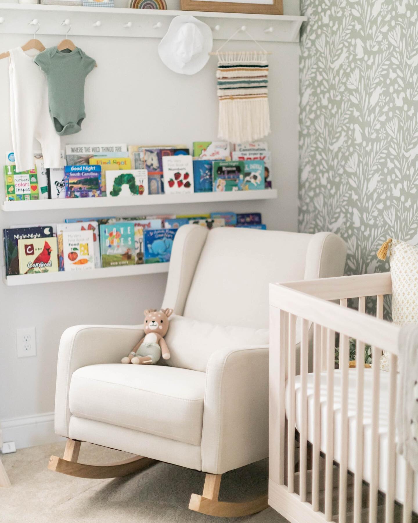 Every nursery needs this corner 🧸