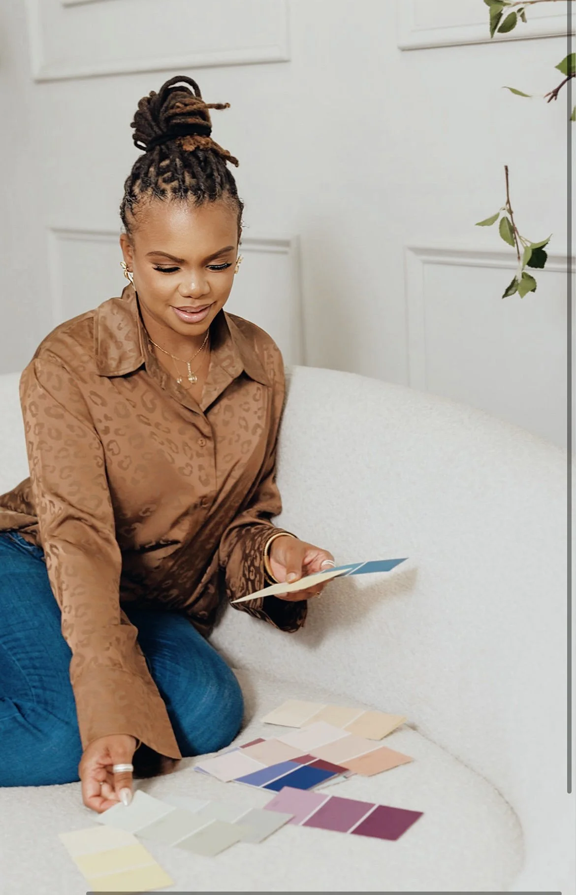 Miranda Campbell licensed therapist and founder of Therapist Bestie helping private practice therapists with done-for-you marketing and website copy