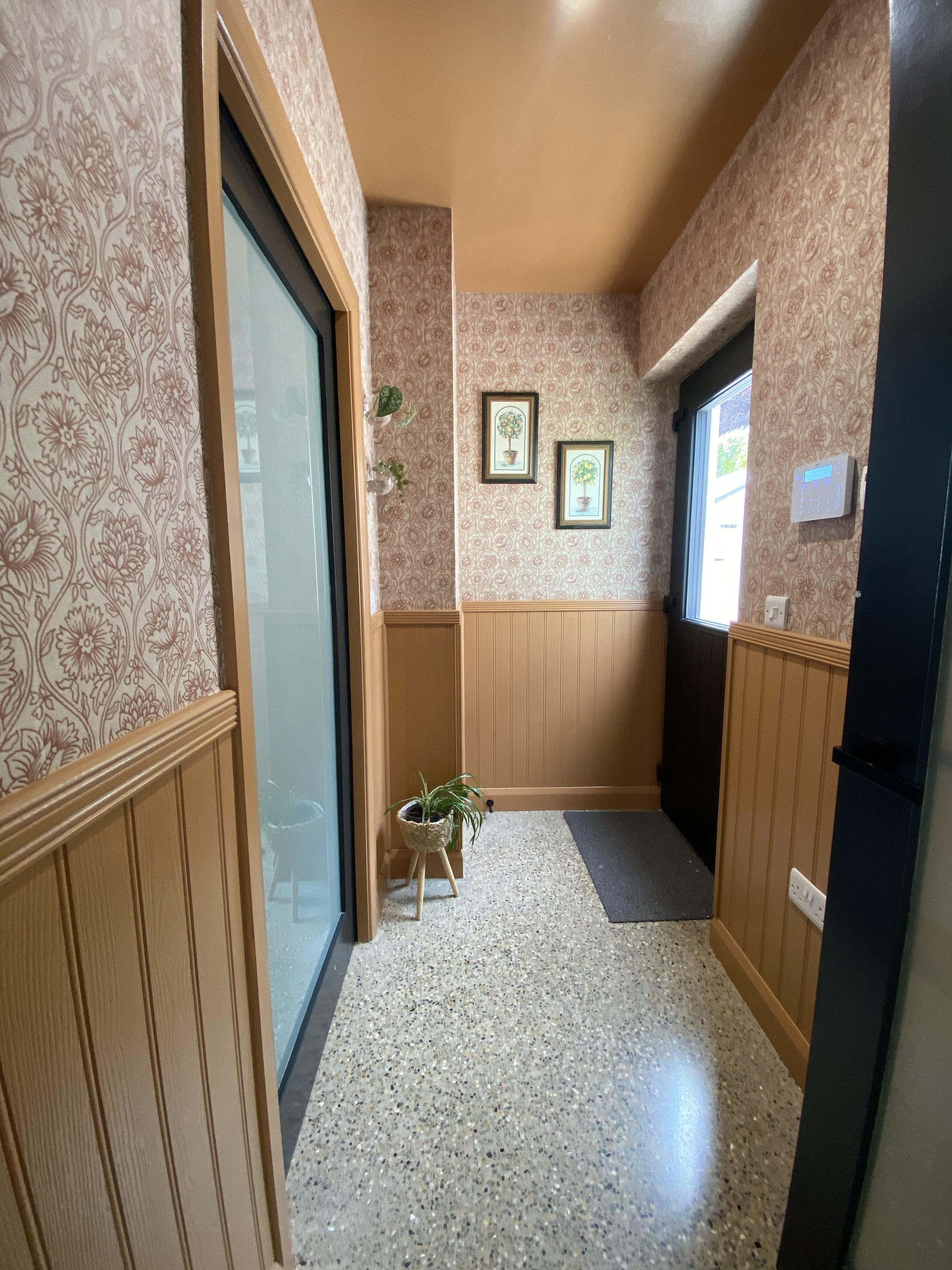 Decorating with Terracotta