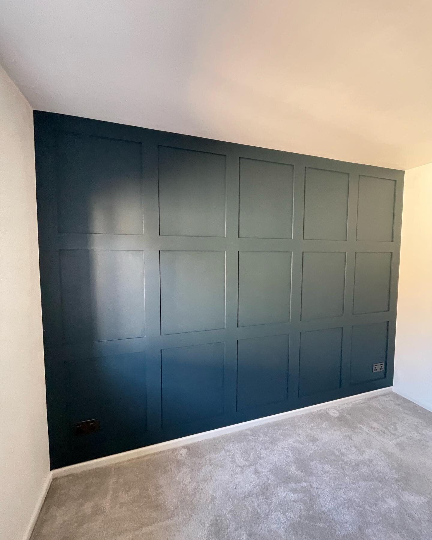 A nice transformation with some shaker wall panelling to update this bedroom 🤩 makes a huge difference. 

#panelling #wallpanelling #shakerpanelling #panel #bedroomwalldecor #modern #design #diypanelling #paneling #navyblue #navybluepanelling #featu