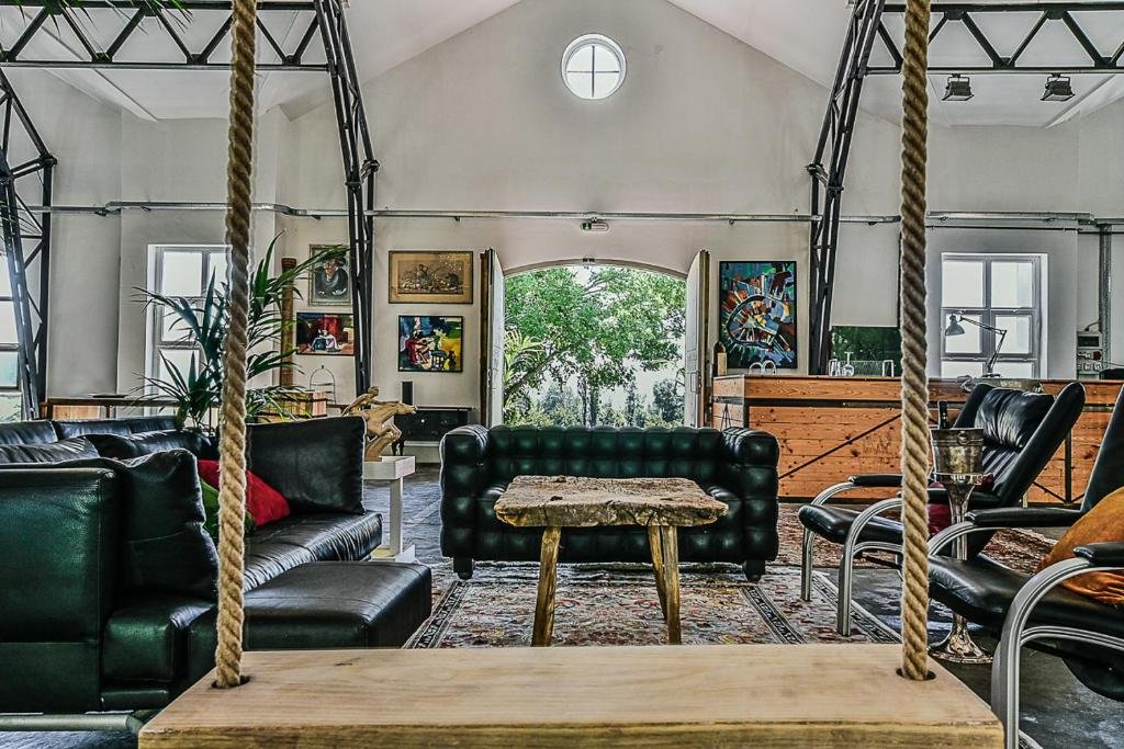 loft2.jpeg