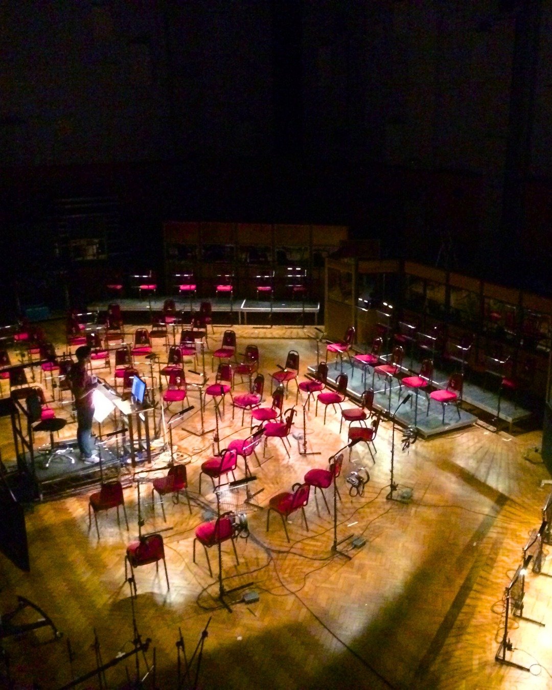 Great engineering can never replace artistic bravery. The combination of the two is lethal. 

Enjoying a pint on the podium a while back 🍺 

#indierock #altrock #indiemusic #altrockmusic #songwriter #songwritersofinstagram #indiesongwriter #altsongw
