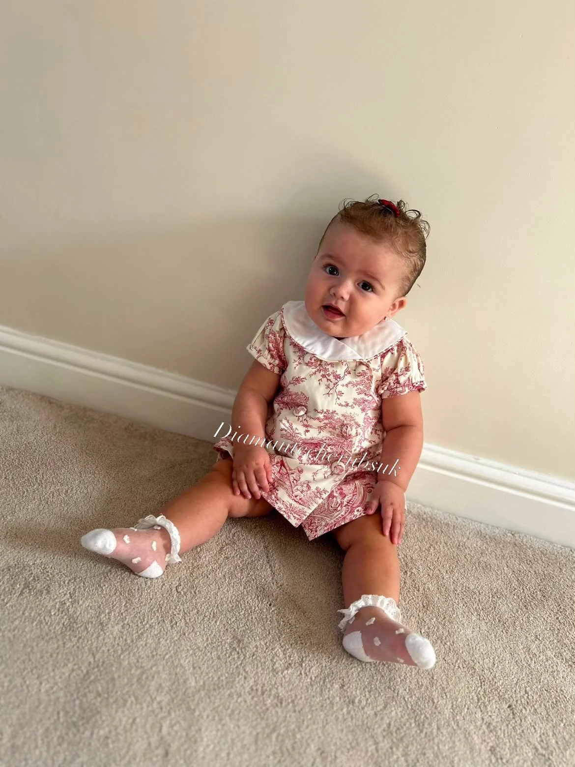 Beautiful little lady wearing her Diamantecherubsuk dress coat and bloomers.
.
.
.
.
.
.
.
.
.
#red #toile #dress #beautiful #instafashion