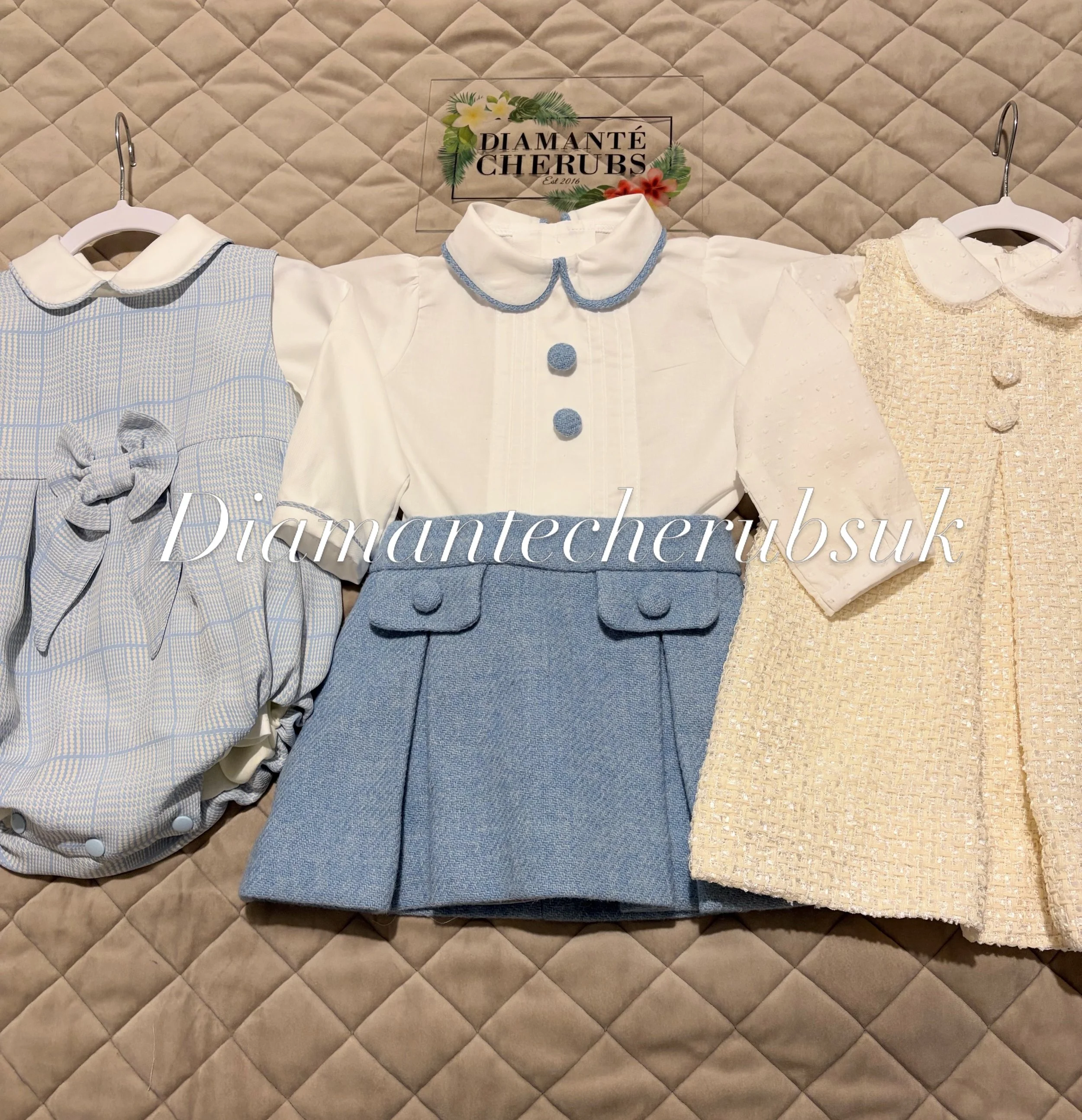 A beautiful autumn order completed.
&bull;
Please note I am fully booked at the moment.
.
.
.
.
.
.
.
#bespoke #autumn #order #childrenswear #foryou