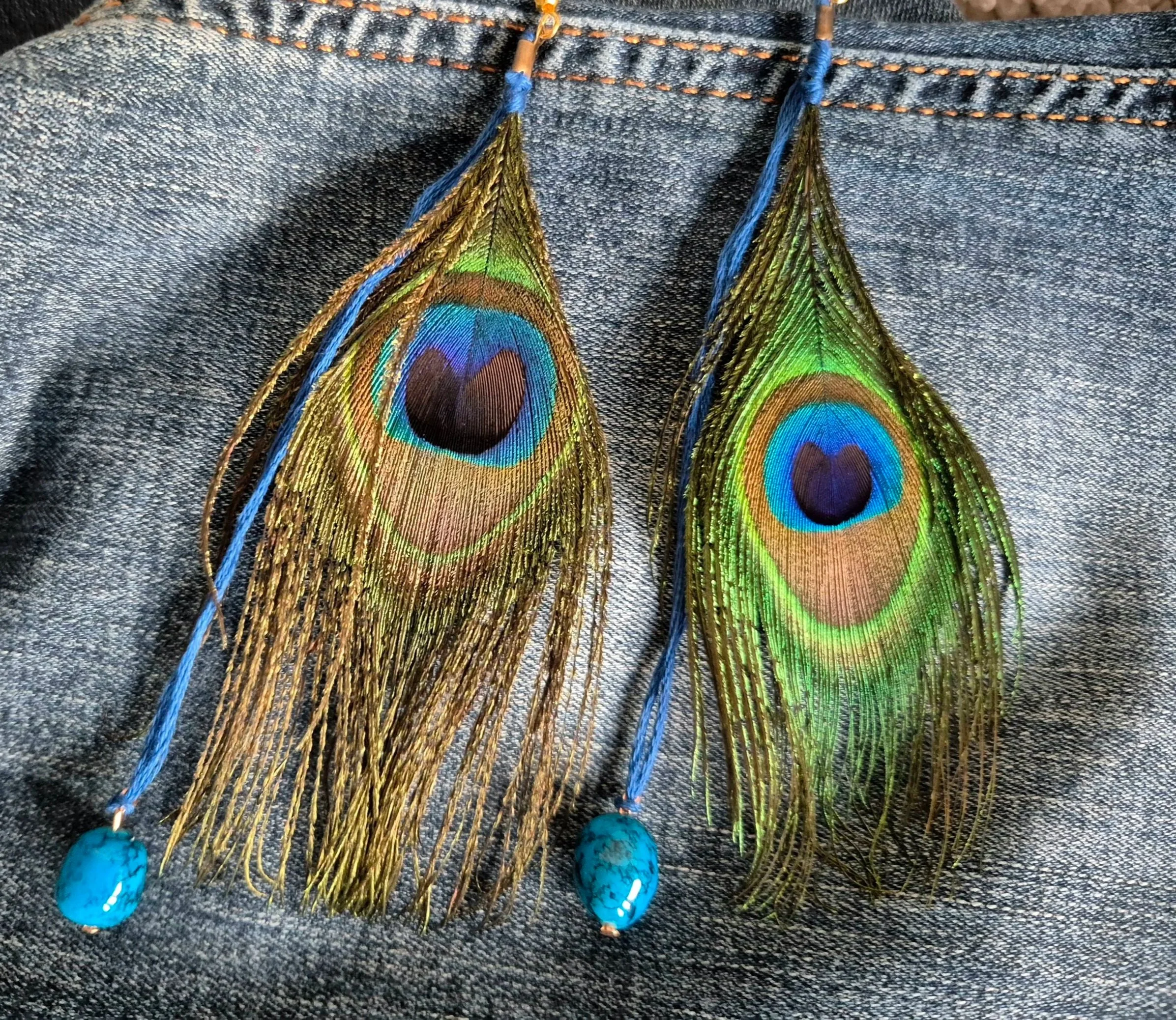 Peacock+feather+earring.jpg