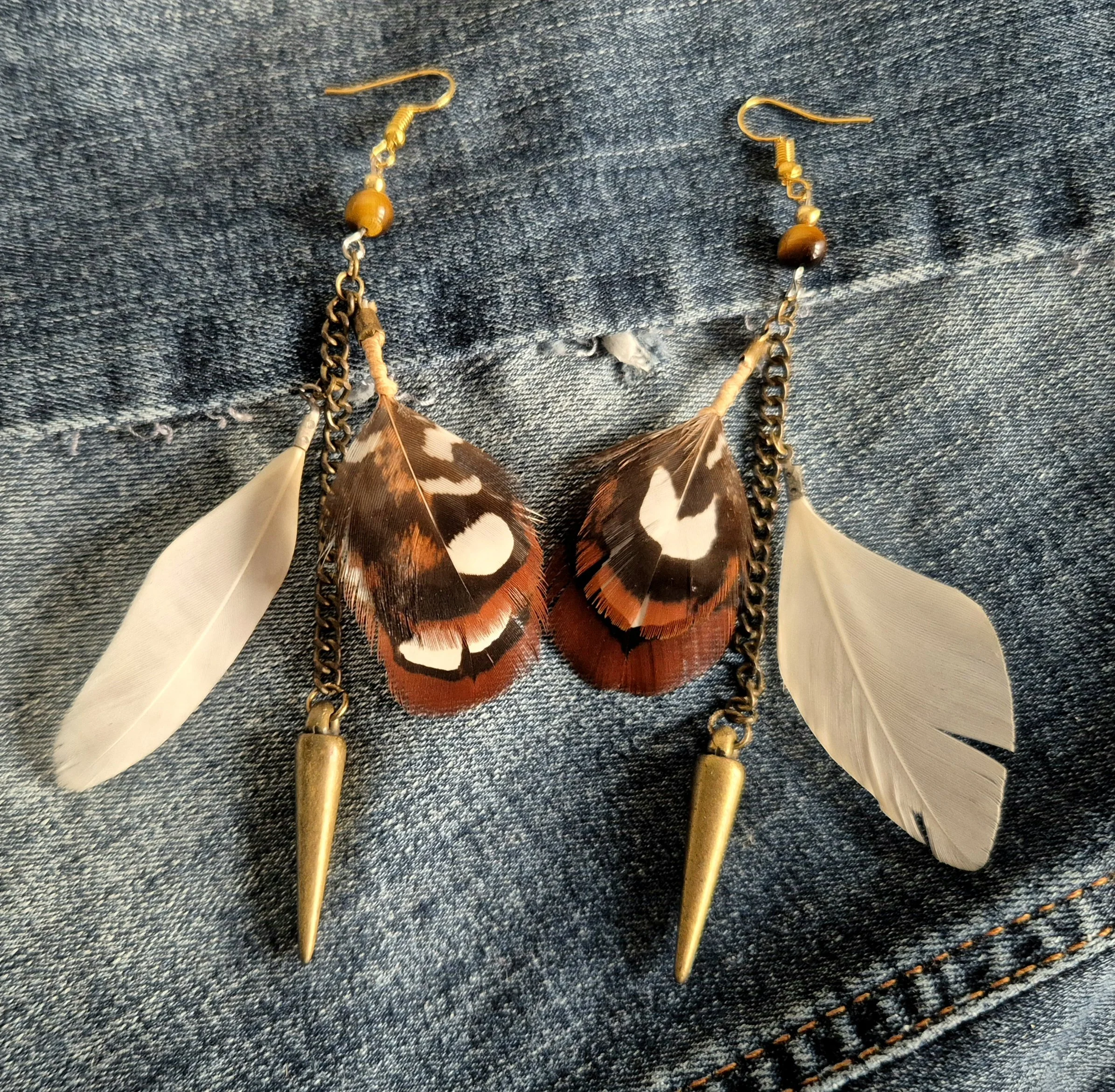 white feather beaded earring.jpg