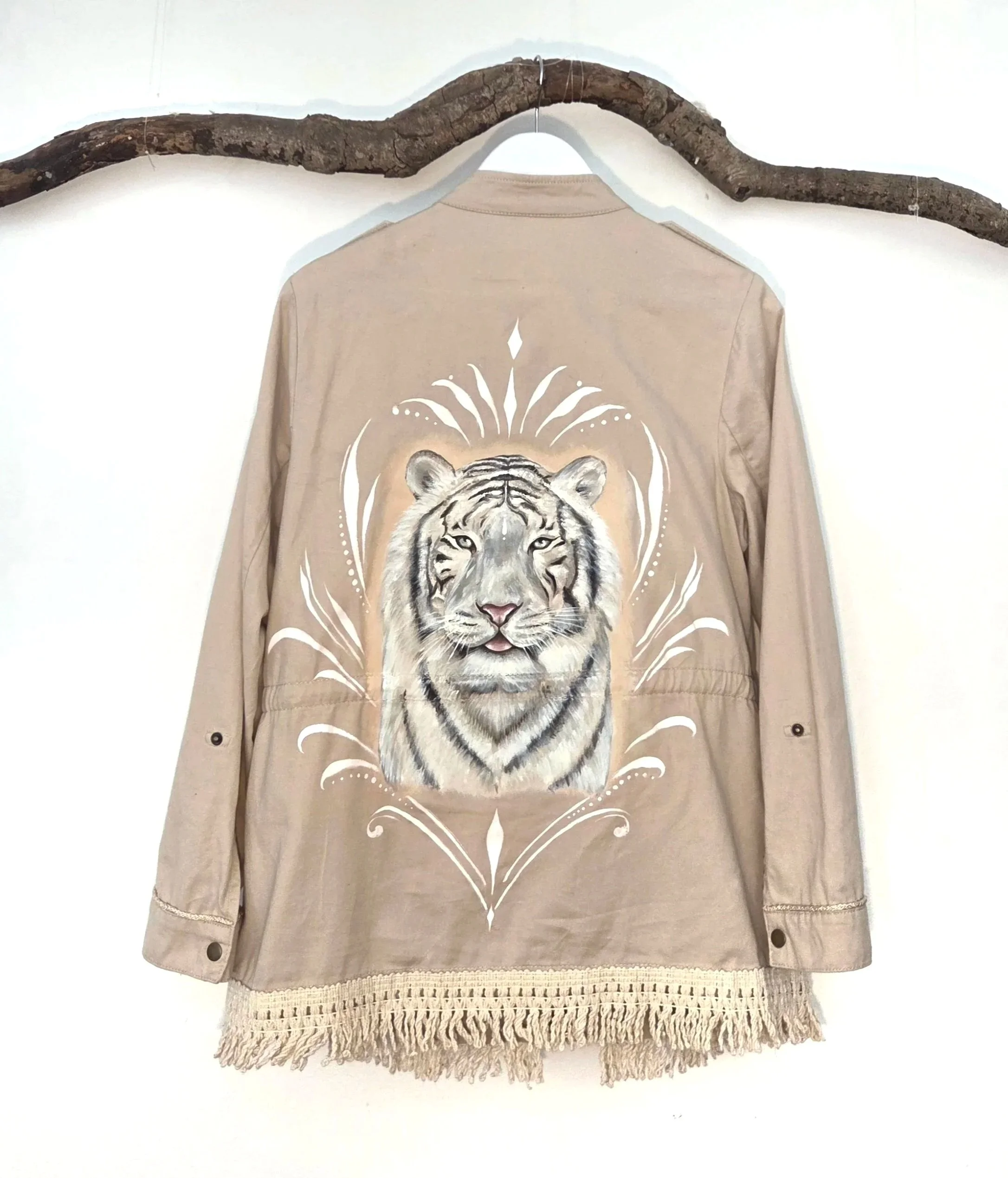 White%2BTiger%2Bpainted%2Bwomens%2Bkhaki%2Bjacket.jpg