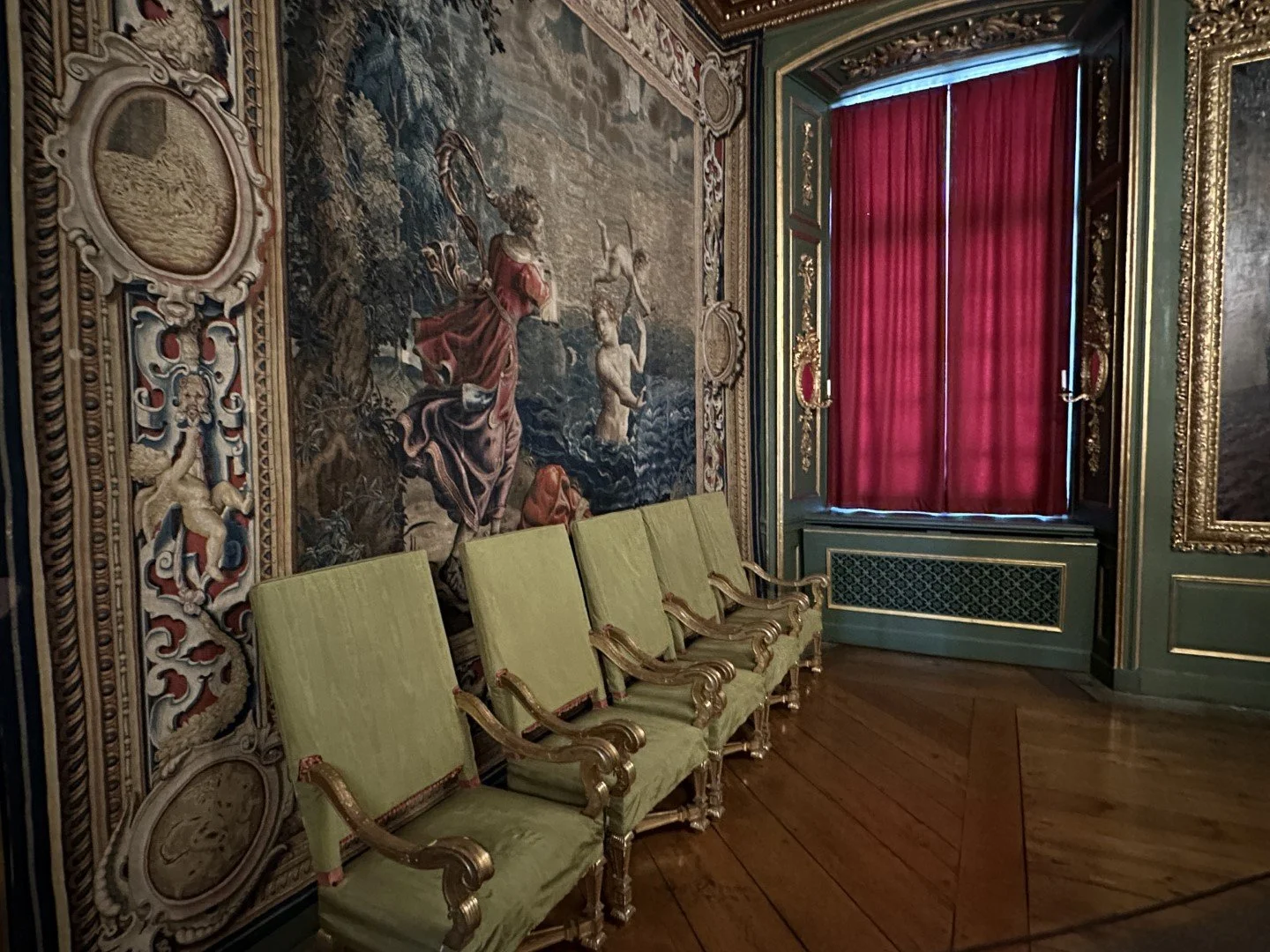 Palace Interior (Large).JPG