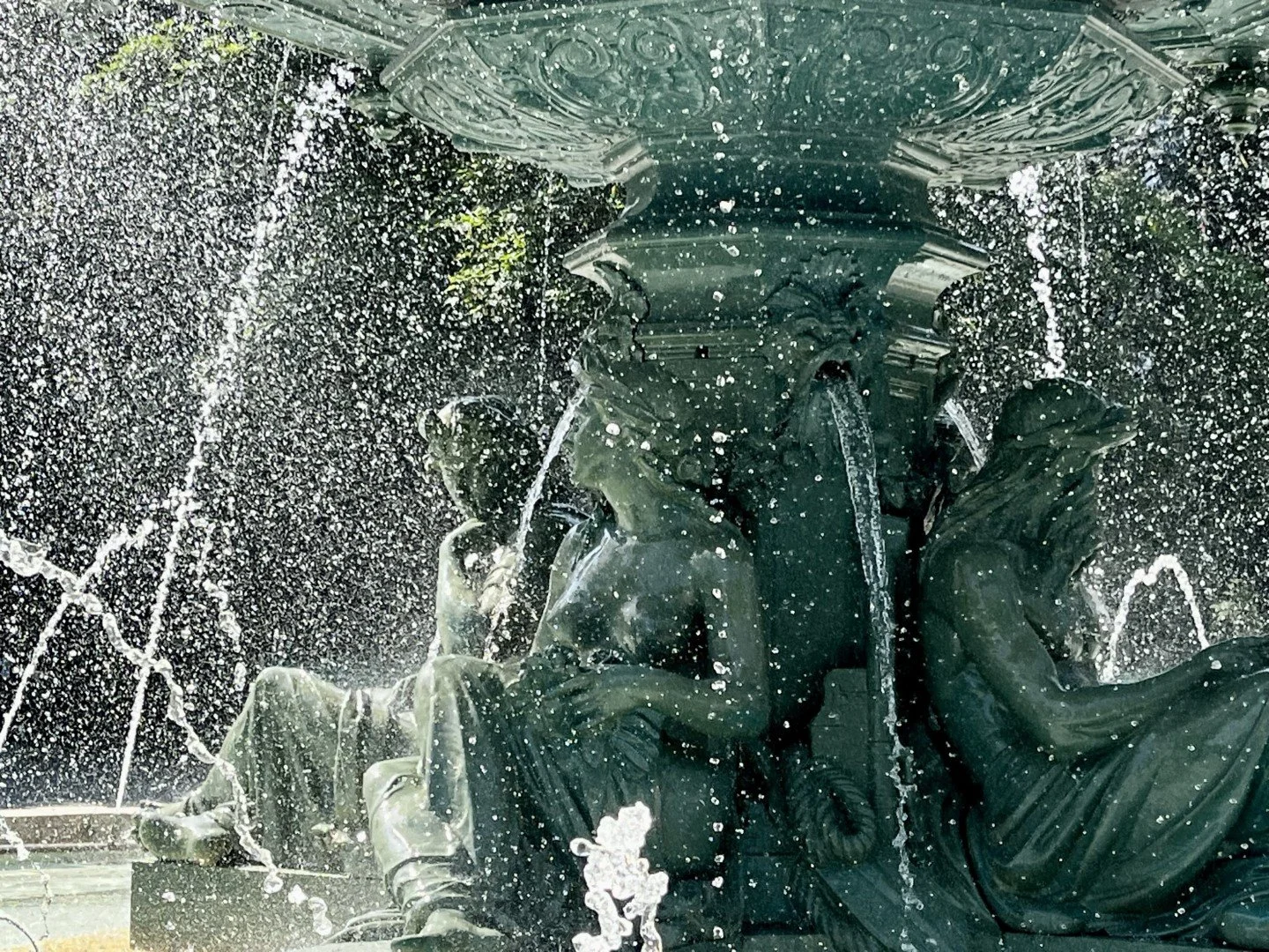 Jardin Anglais Fountain in Geneva City Center.