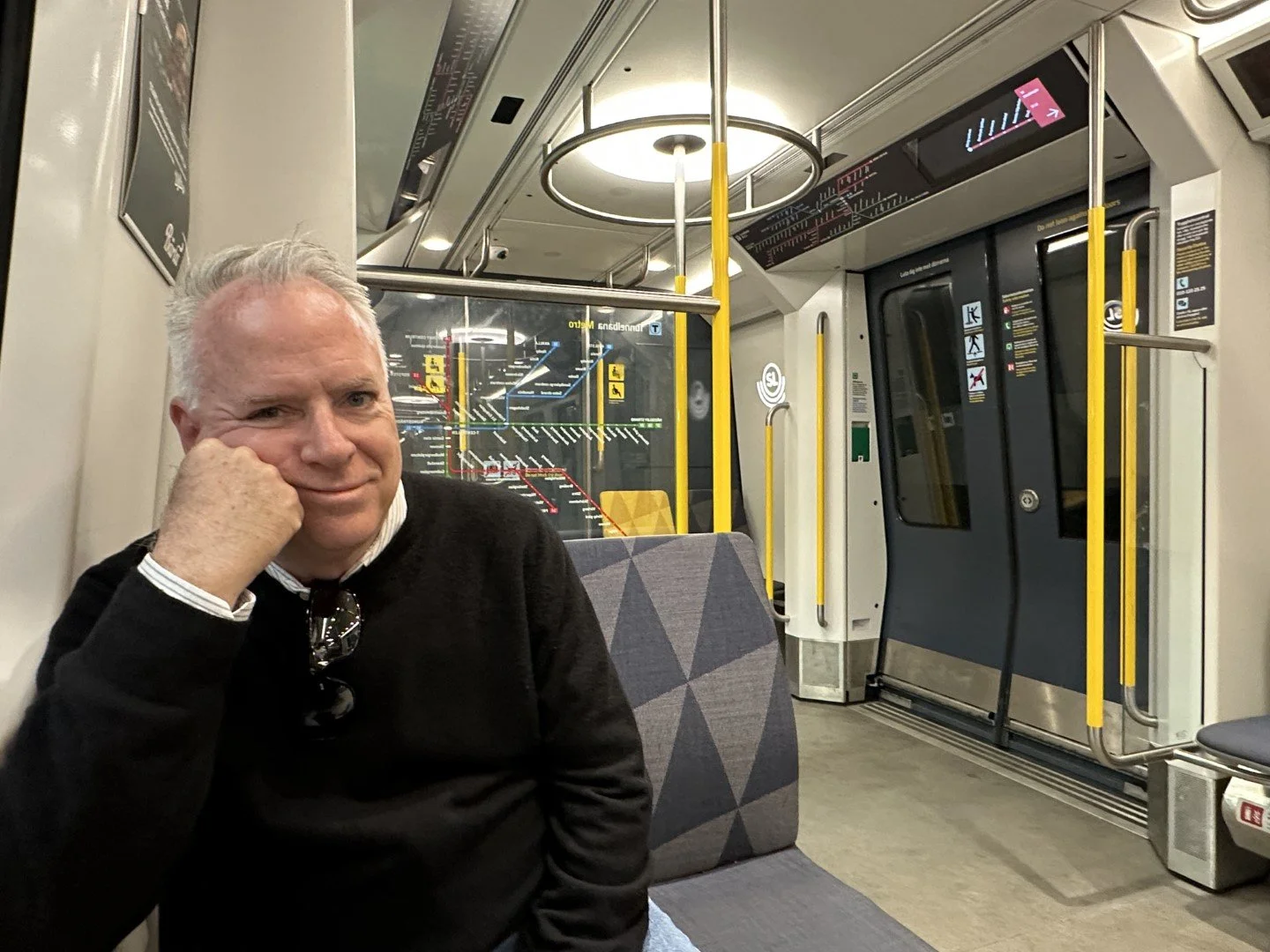 Riding the amazing subway, (Tunnelbana), system