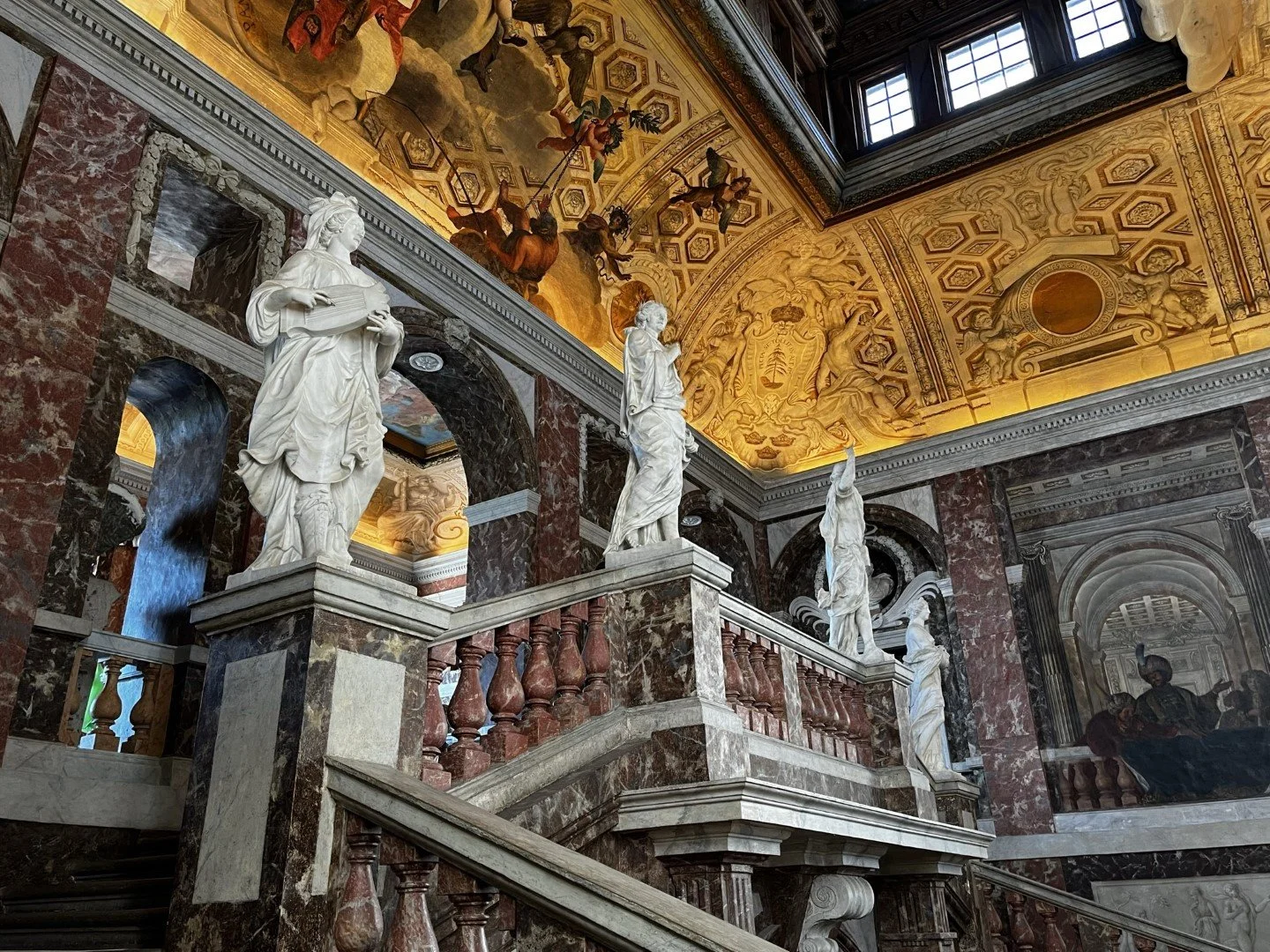 6.9 Sweden Palace Entrance.JPEG