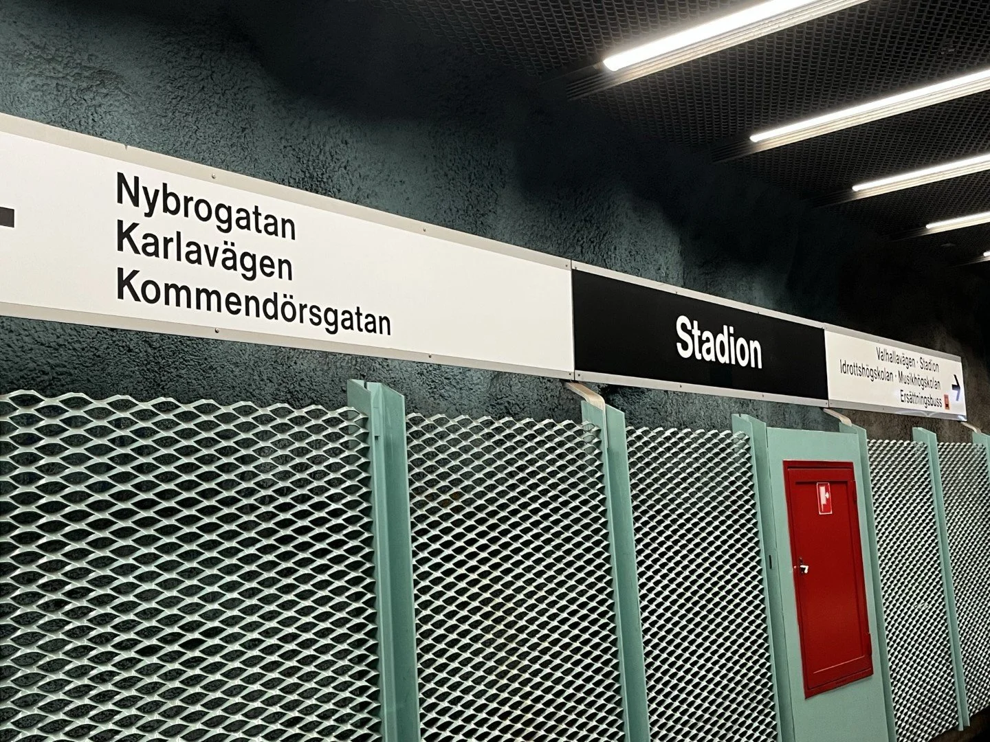 6.13 Train Stadion.JPEG