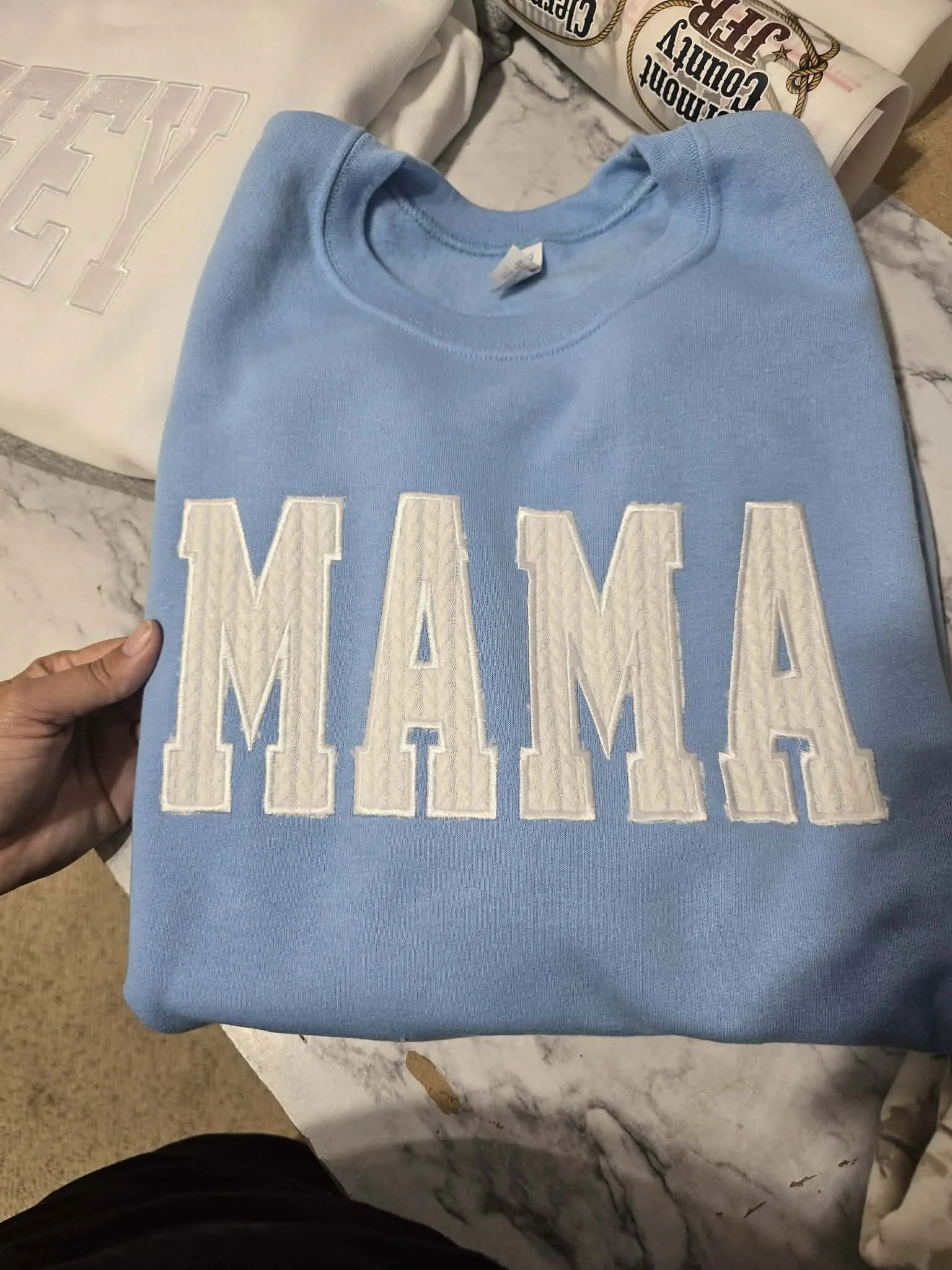 White textured mama applique - embroidered