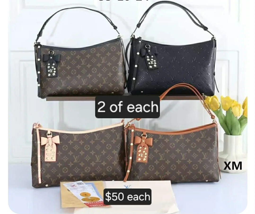 Small bag w/ bow tag