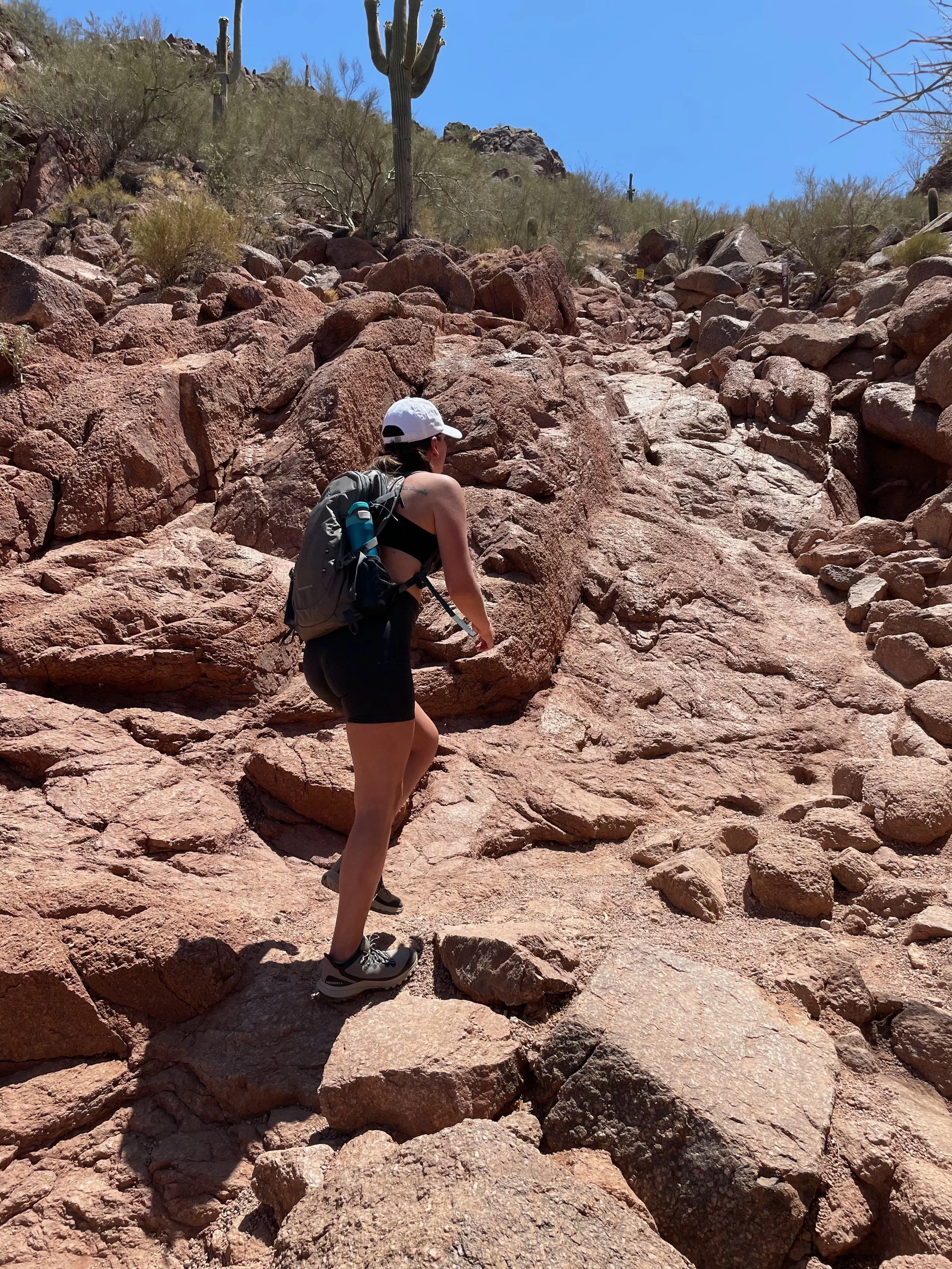 hiking camelback mountain