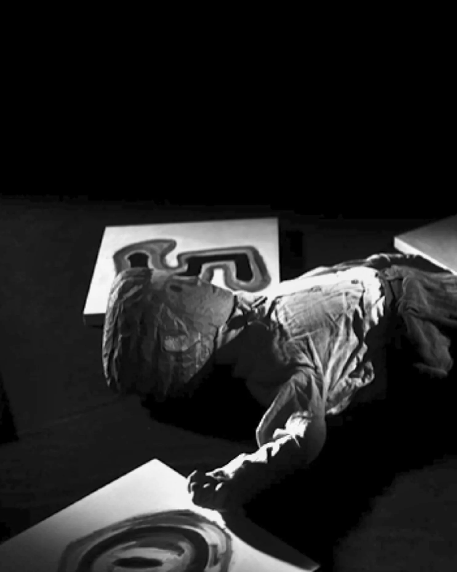 Guaiwu Sun — Refractory (2025)
China · Meta-modernism
"Refractory" (2025) is a 19-minute conceptual art film that functions as a striking visual rebellion, utilizing the language of experimental art to ask what happens when a human soul refuses to br