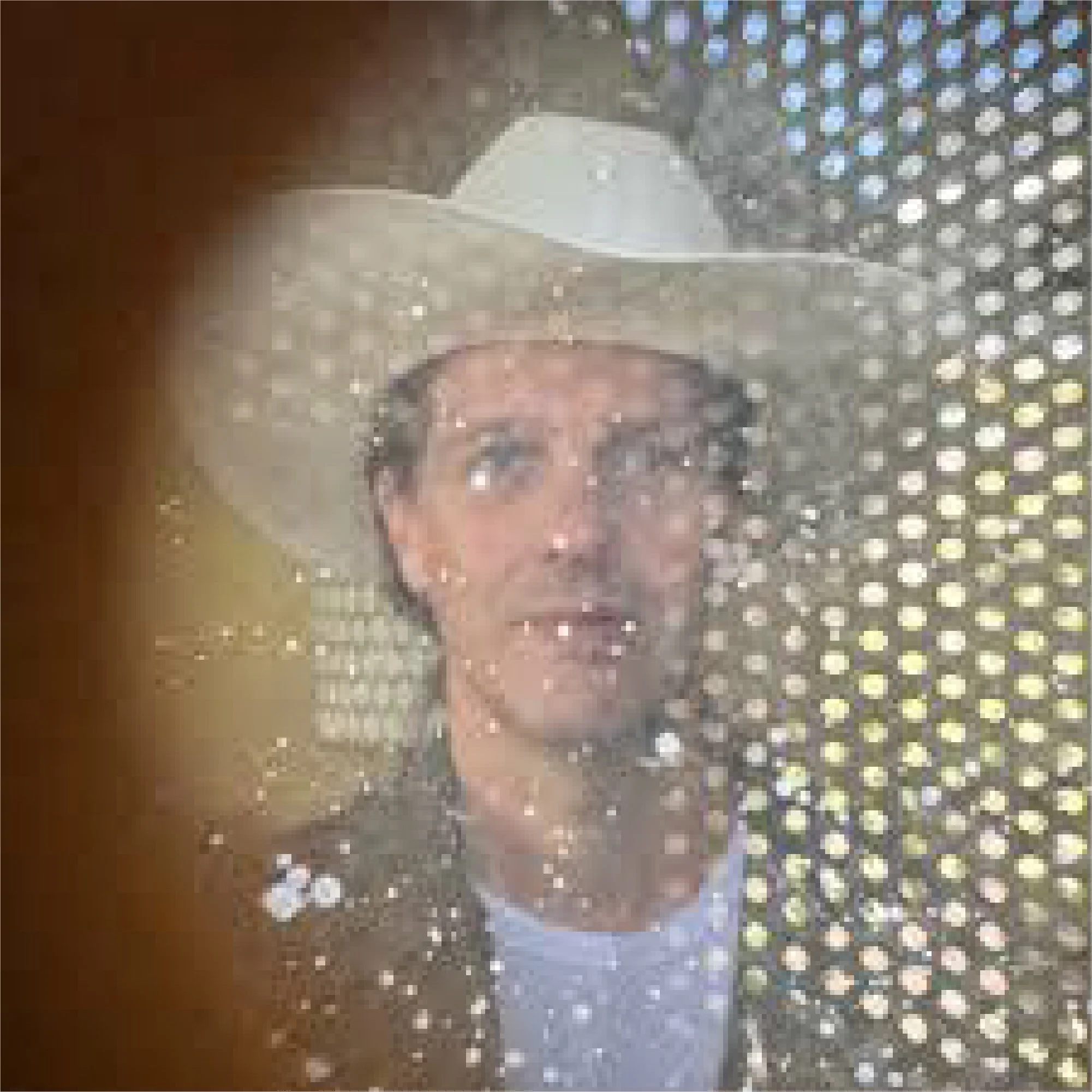 Sasha Smith, Chris Joyner