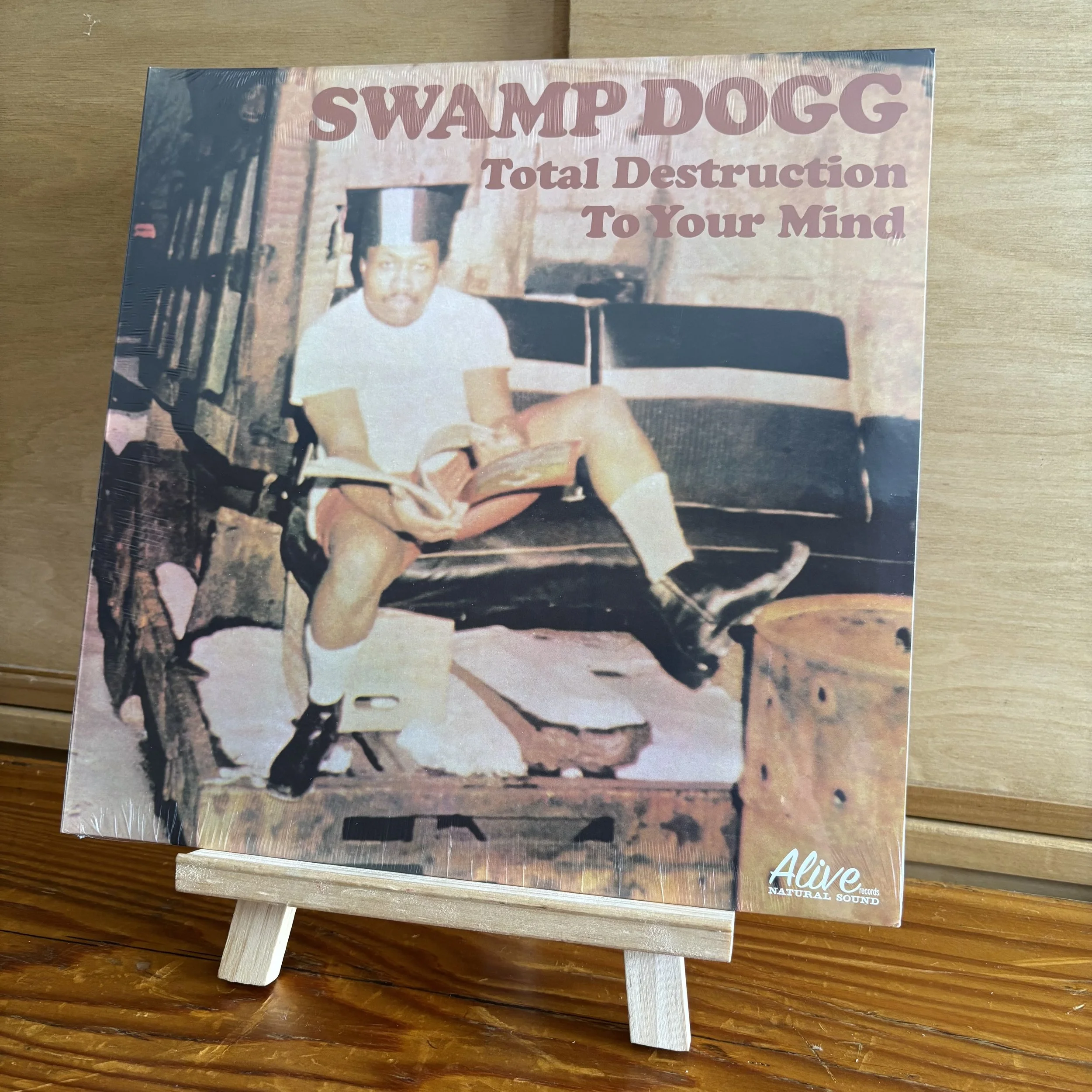 Swamp Dogg – Total Destruction To Your Mind