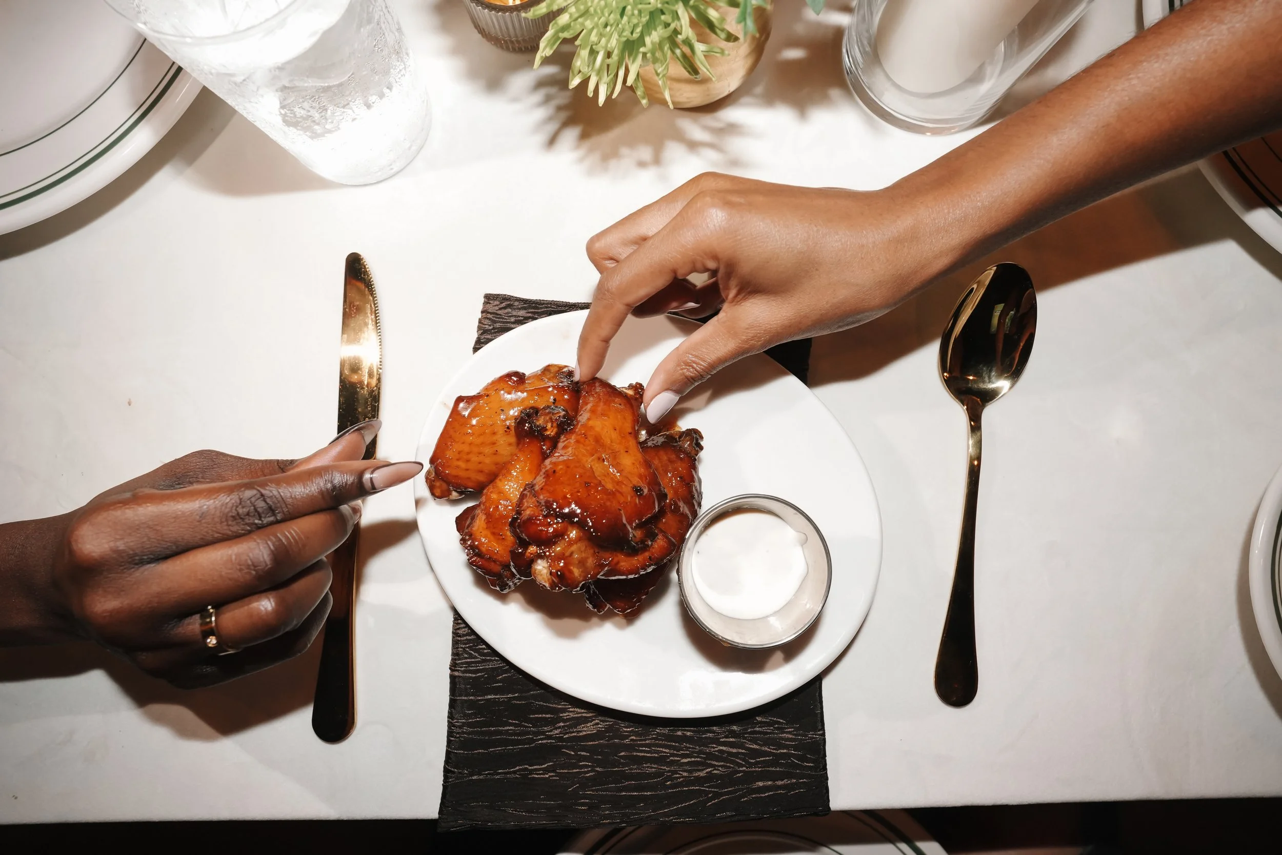 Grand Opening for Tavern 87