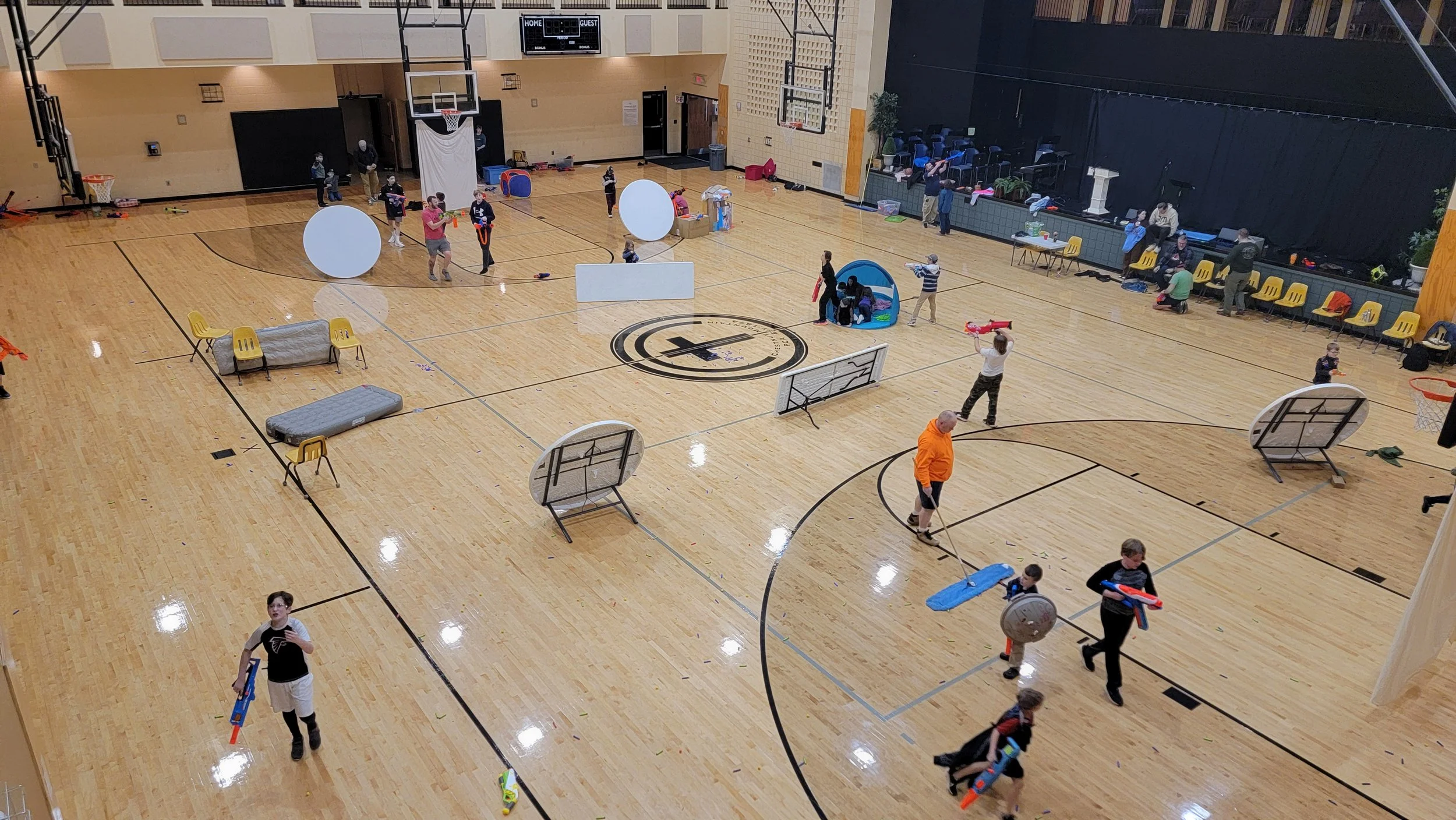 NERF WAR!!!!!