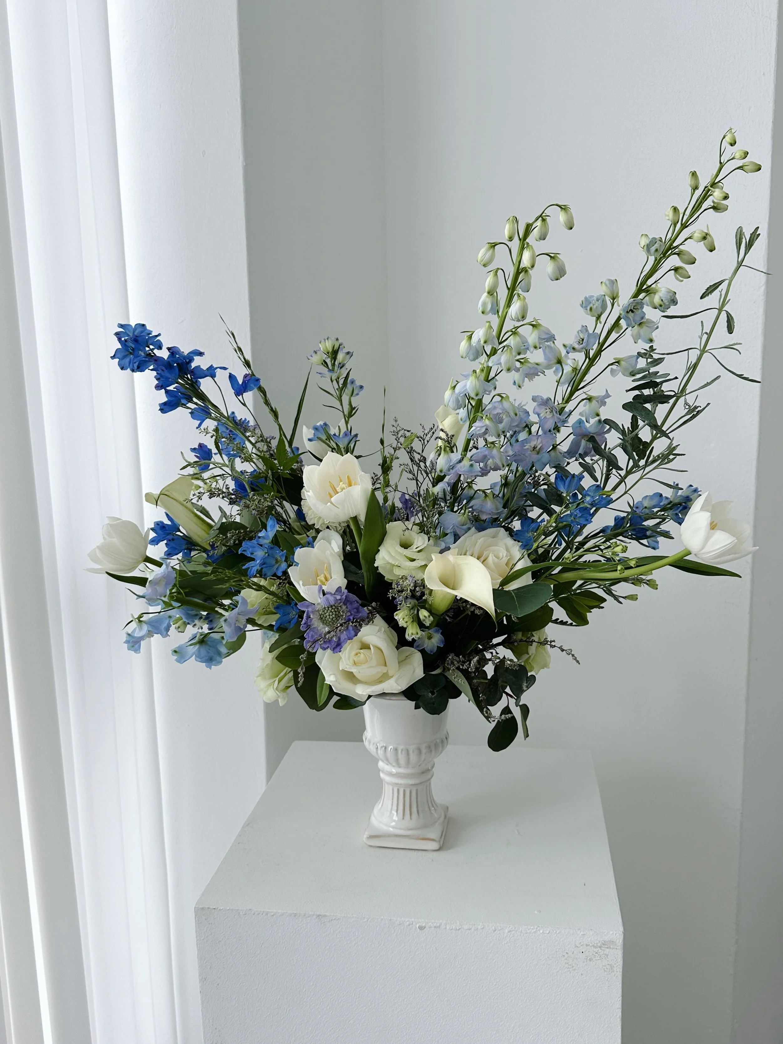 Vase Flower Arrangement