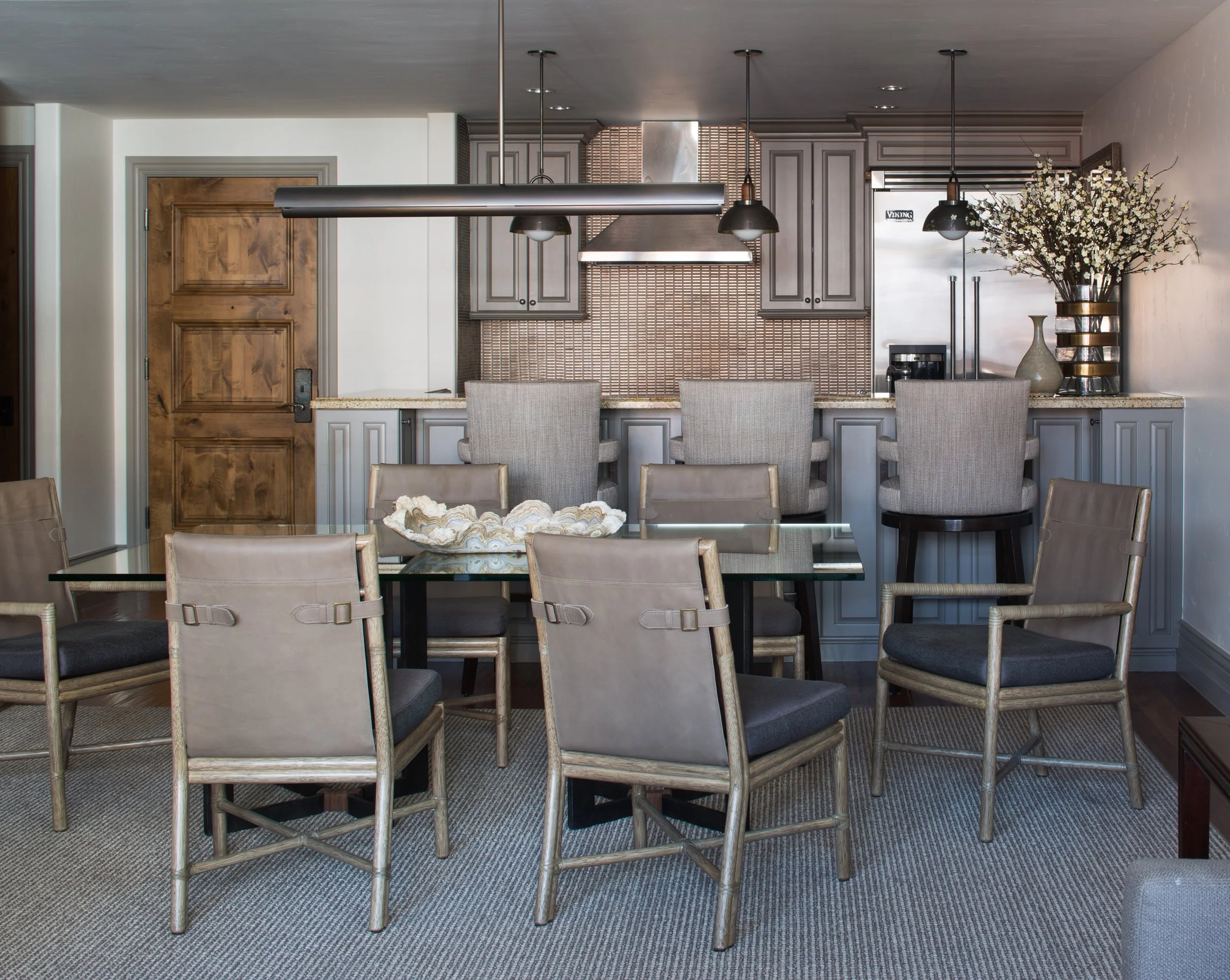 PAV 4 dining Small.jpg