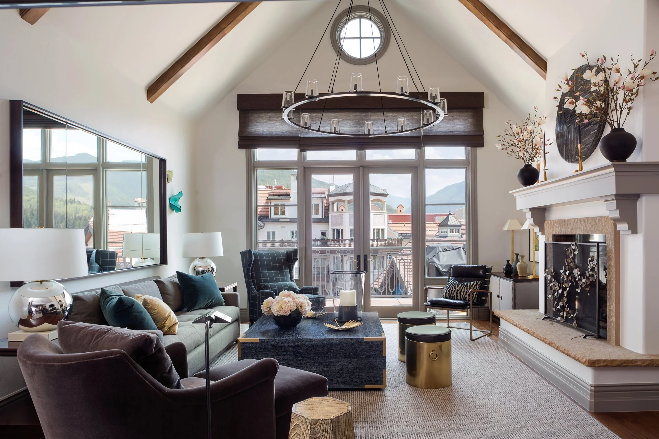 Stunning penthouse condo in Lionshead, Colorado