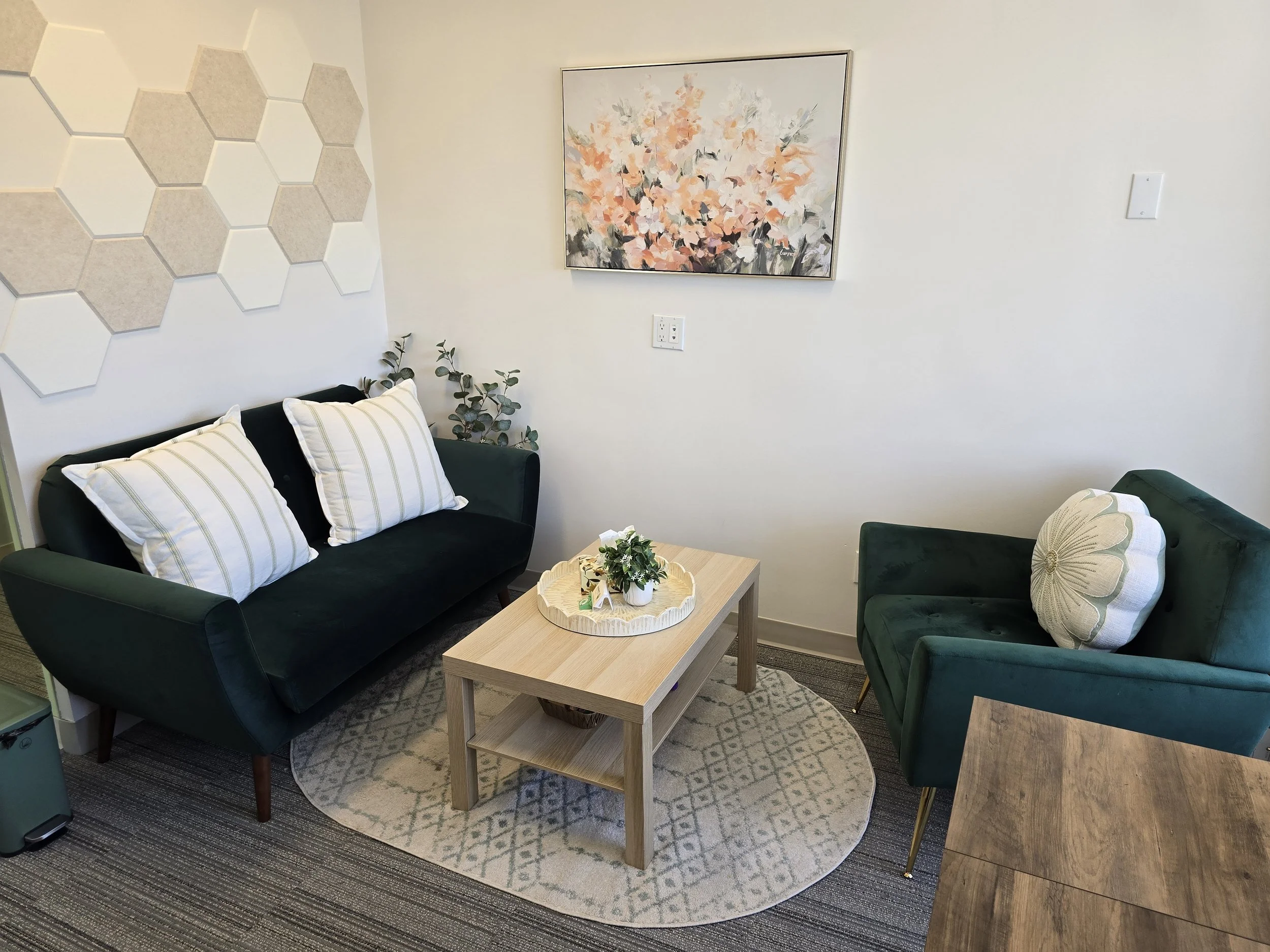 comfortable-office-chairs-therapy-embark-psychology-calgary.jpg
