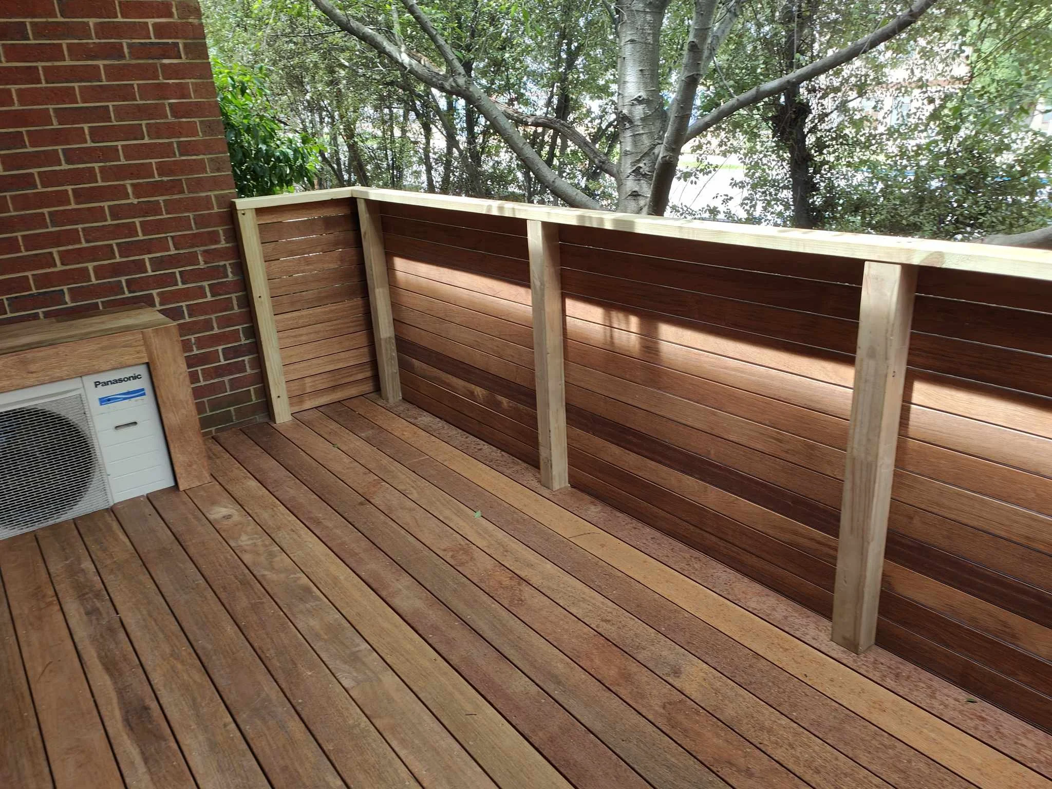 Enclosed areas for decking for privacy, Glenbrook and surrounds for decking and outdoor solutions. 