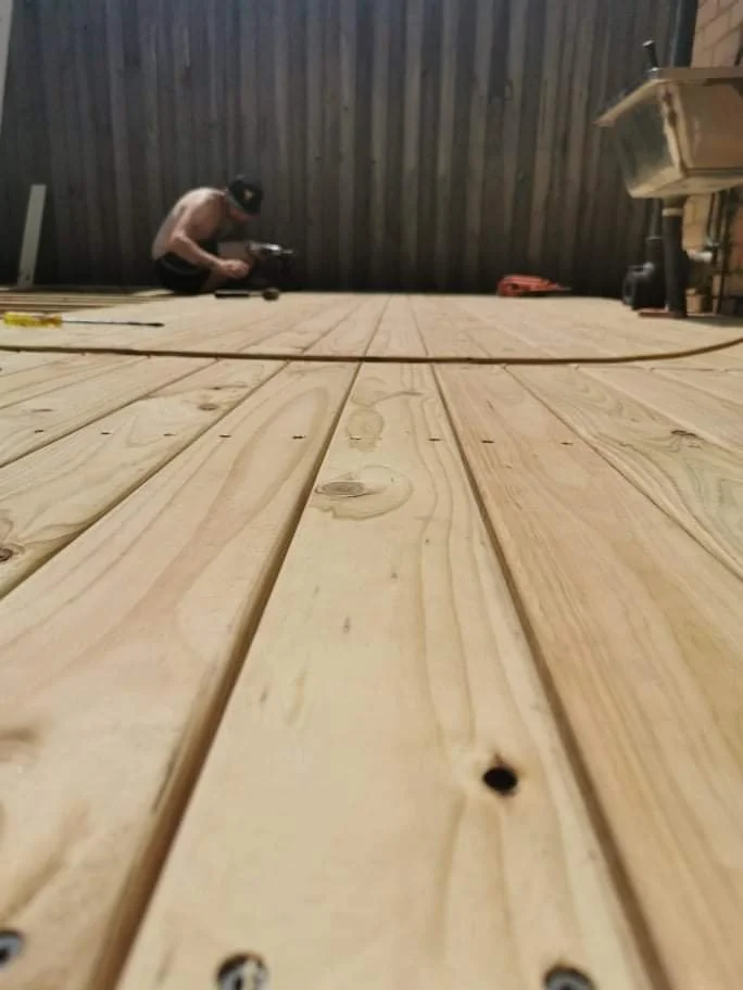 Stunning Timber pine wood for this client in Penrith. Crisp cuts and finishes to this deck. 
