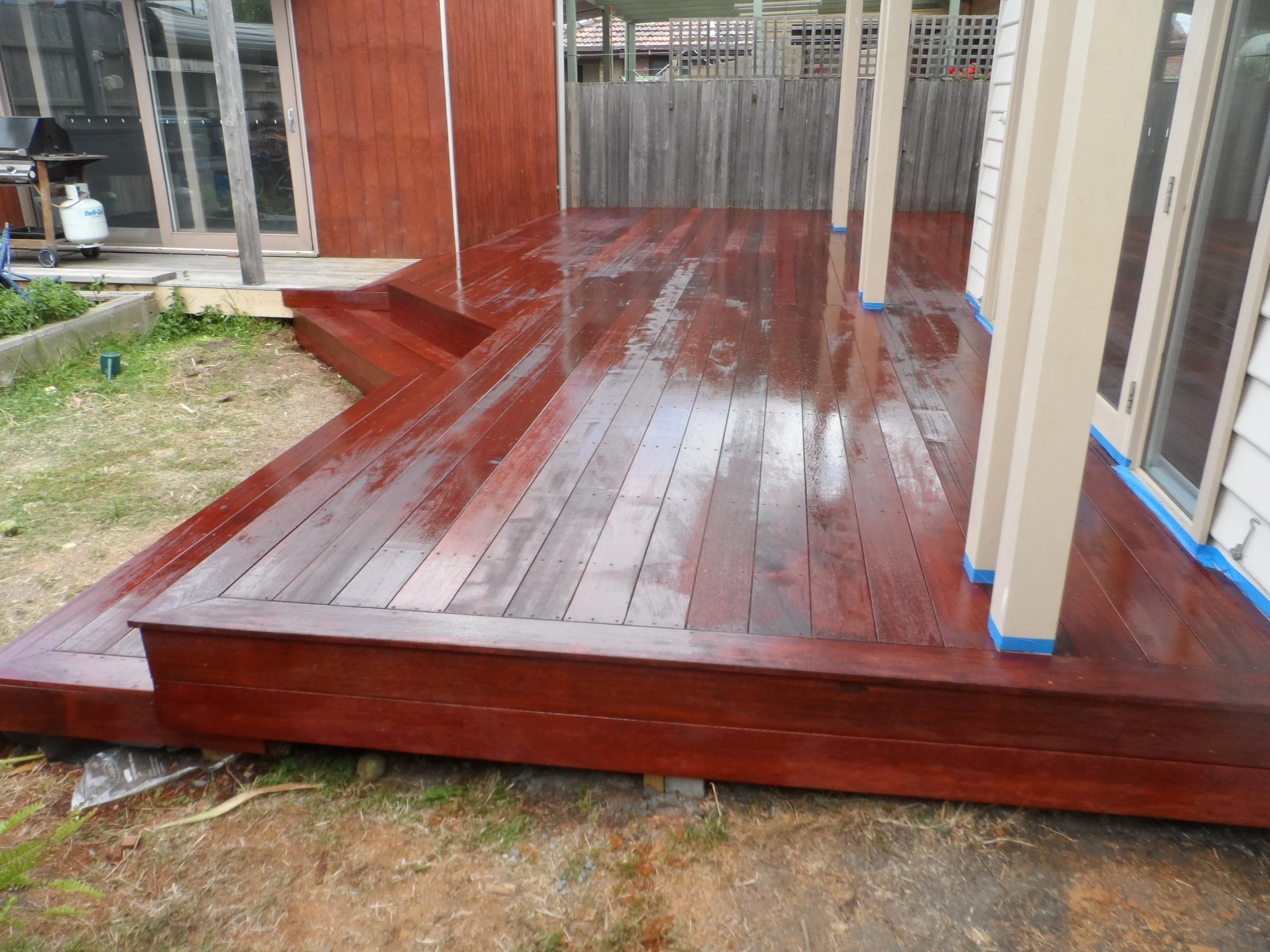 Merbau decking 190mm. Servicing springwood to katoomba, penrith to emu plains. Ultradeck stain in natural. Decking in the blue mountains. 
