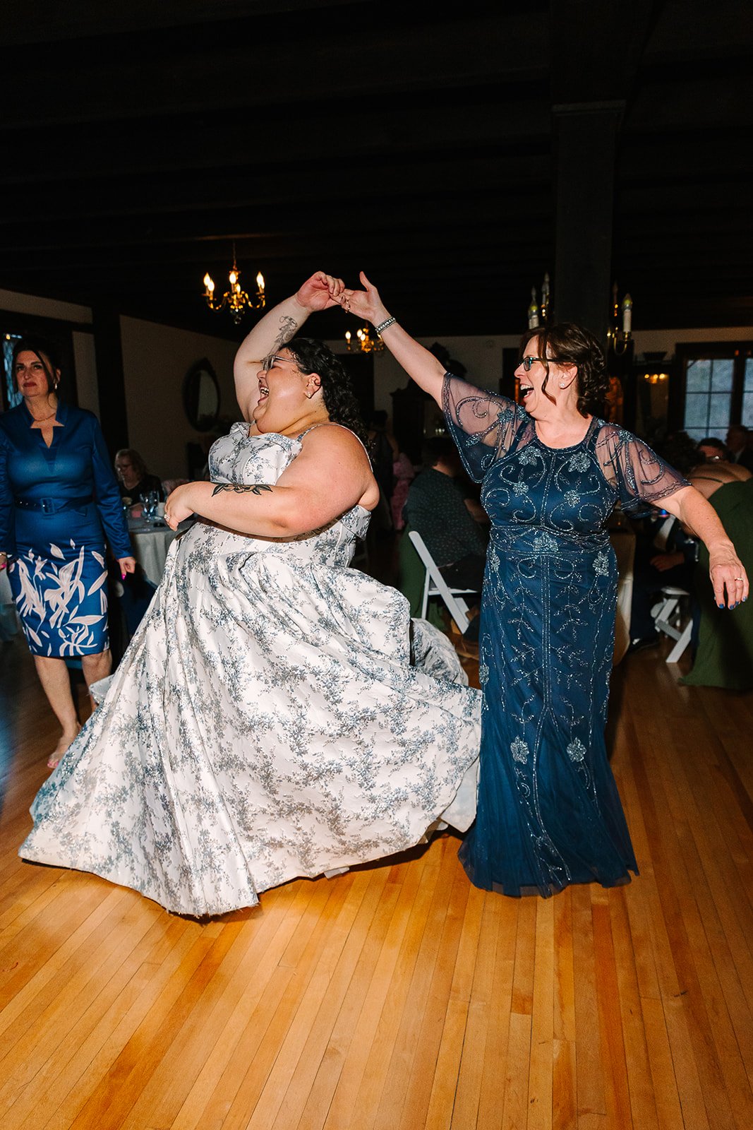 Mikaela&Olivia_Reception-210.jpg