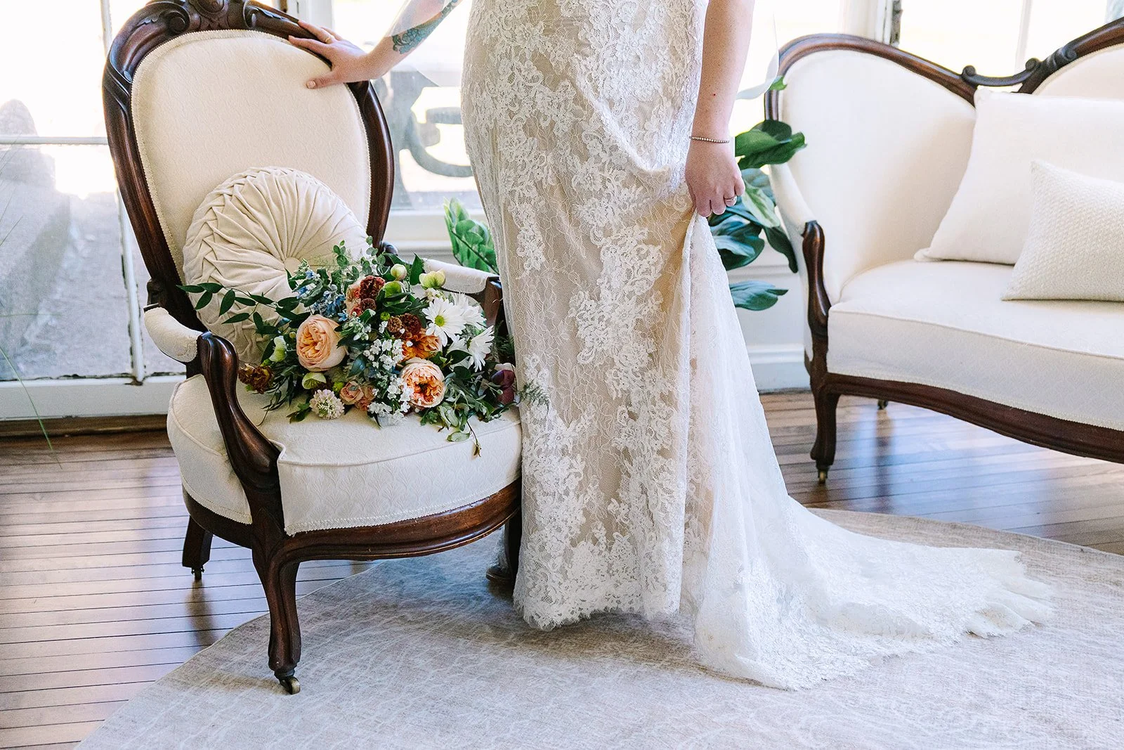 Mikaela&Olivia_Brides-47.jpg
