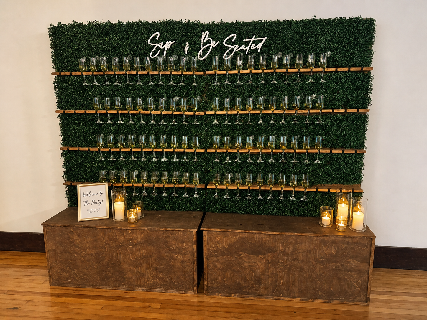 hillcrest estate champagne wall no floralls.png
