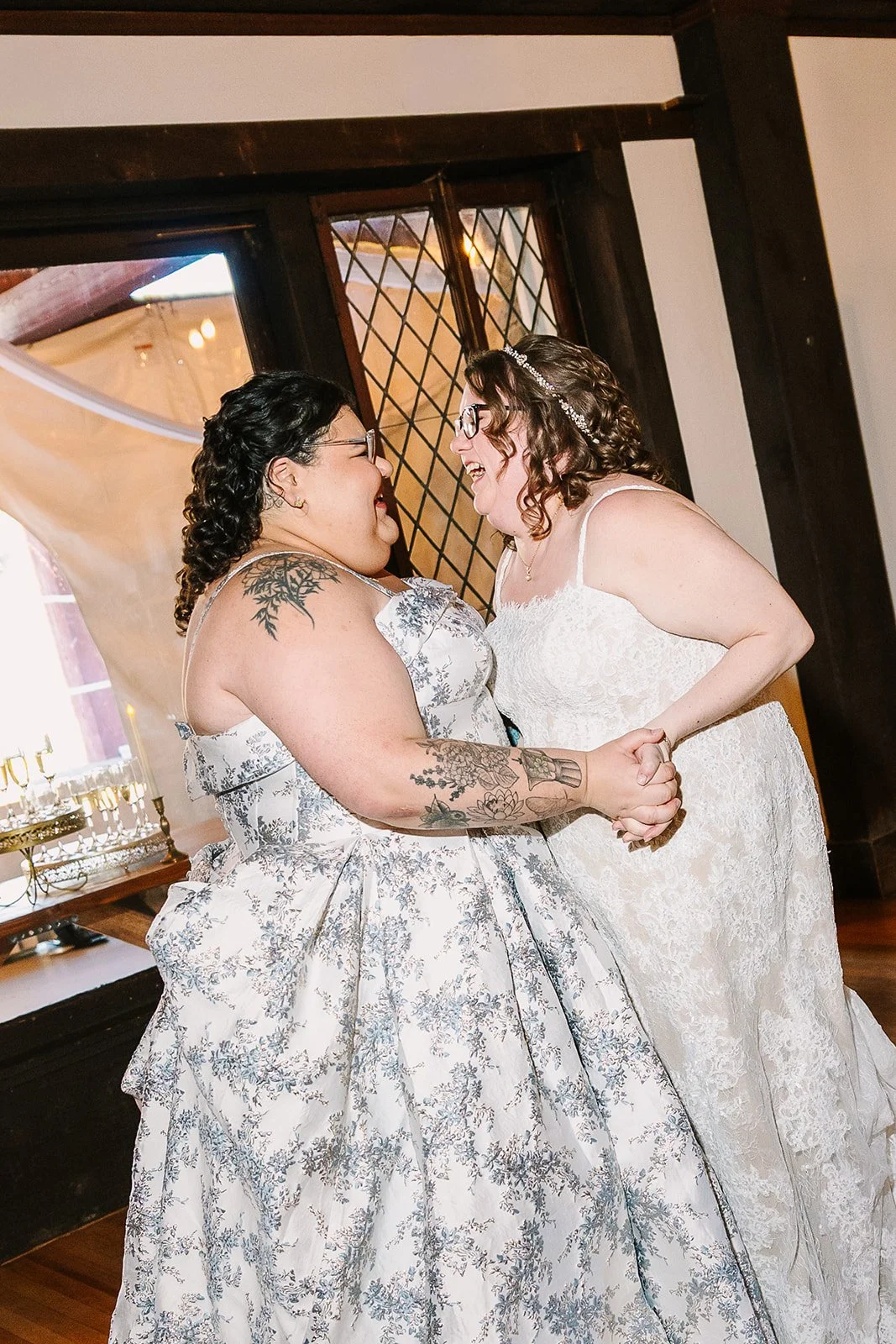 Mikaela&Olivia_Entrances_FirstDance-35.jpg