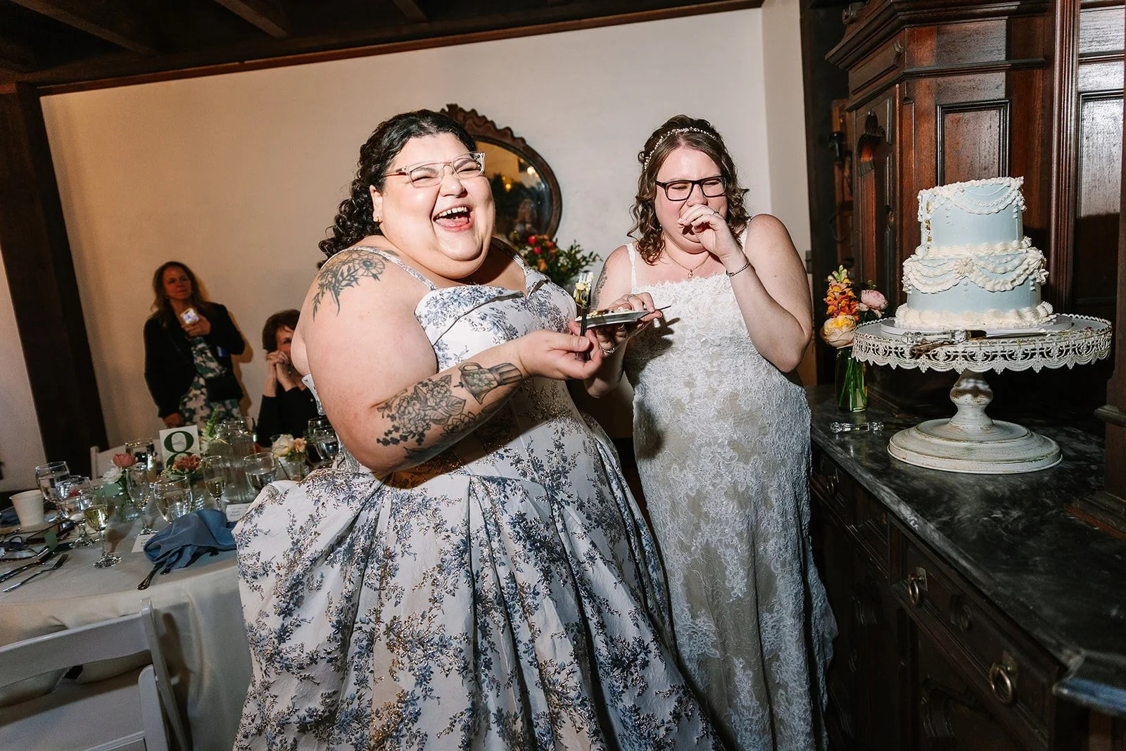 Mikaela&Olivia_CakeCutting-21.jpg