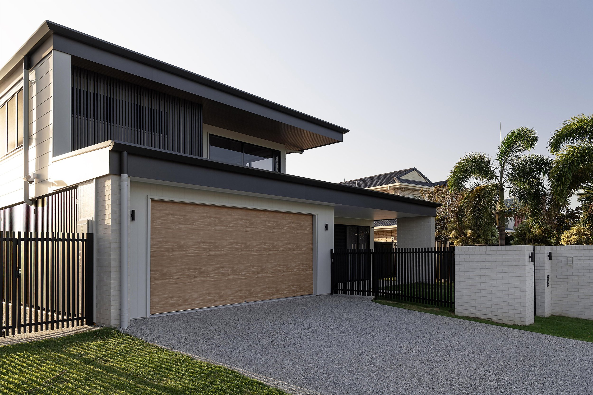 Dorsal Drive Residence