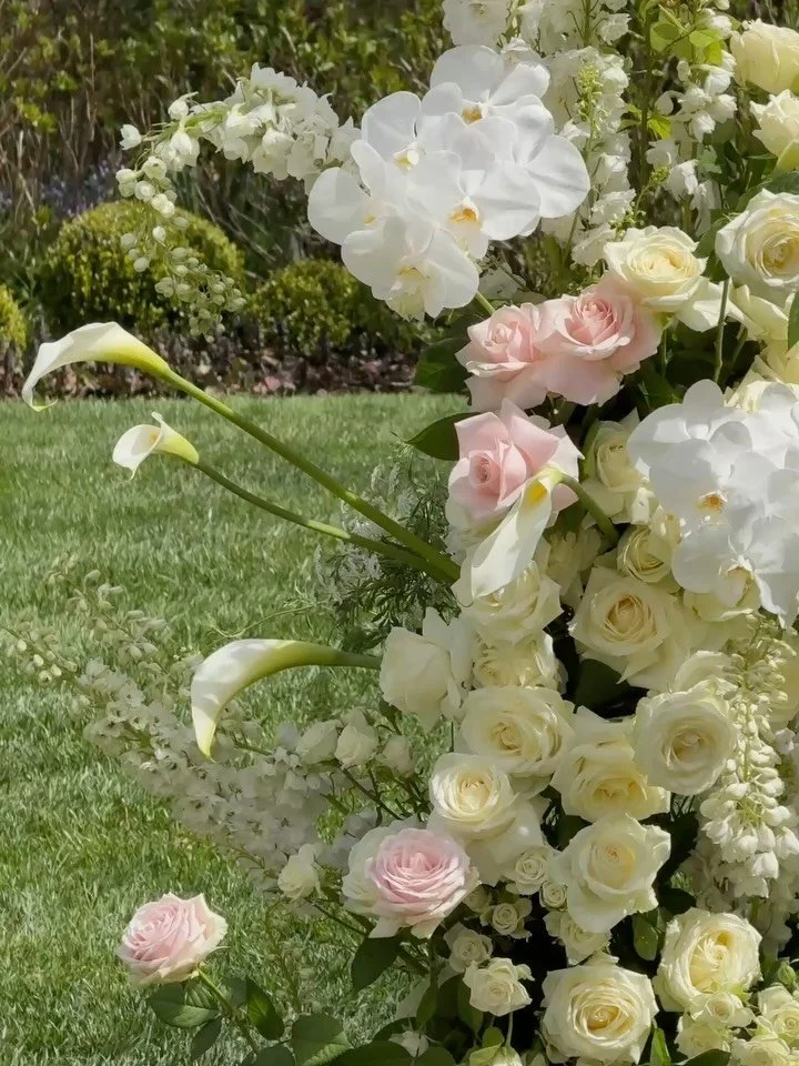 a ceremony 

{for Imogen &amp; Michael at @monafarm_ }

#weddingflowers #gardenwedding #monafarm