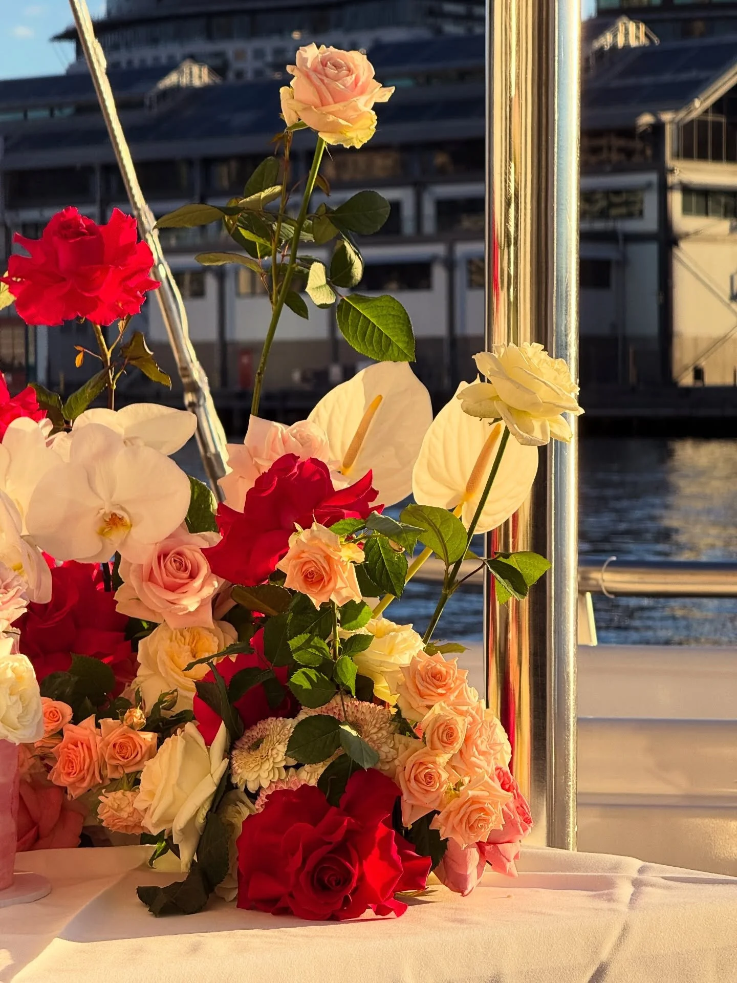 take a ride

{florals on the water} 

#dreamyflowers #pinkroses #flowerchild
