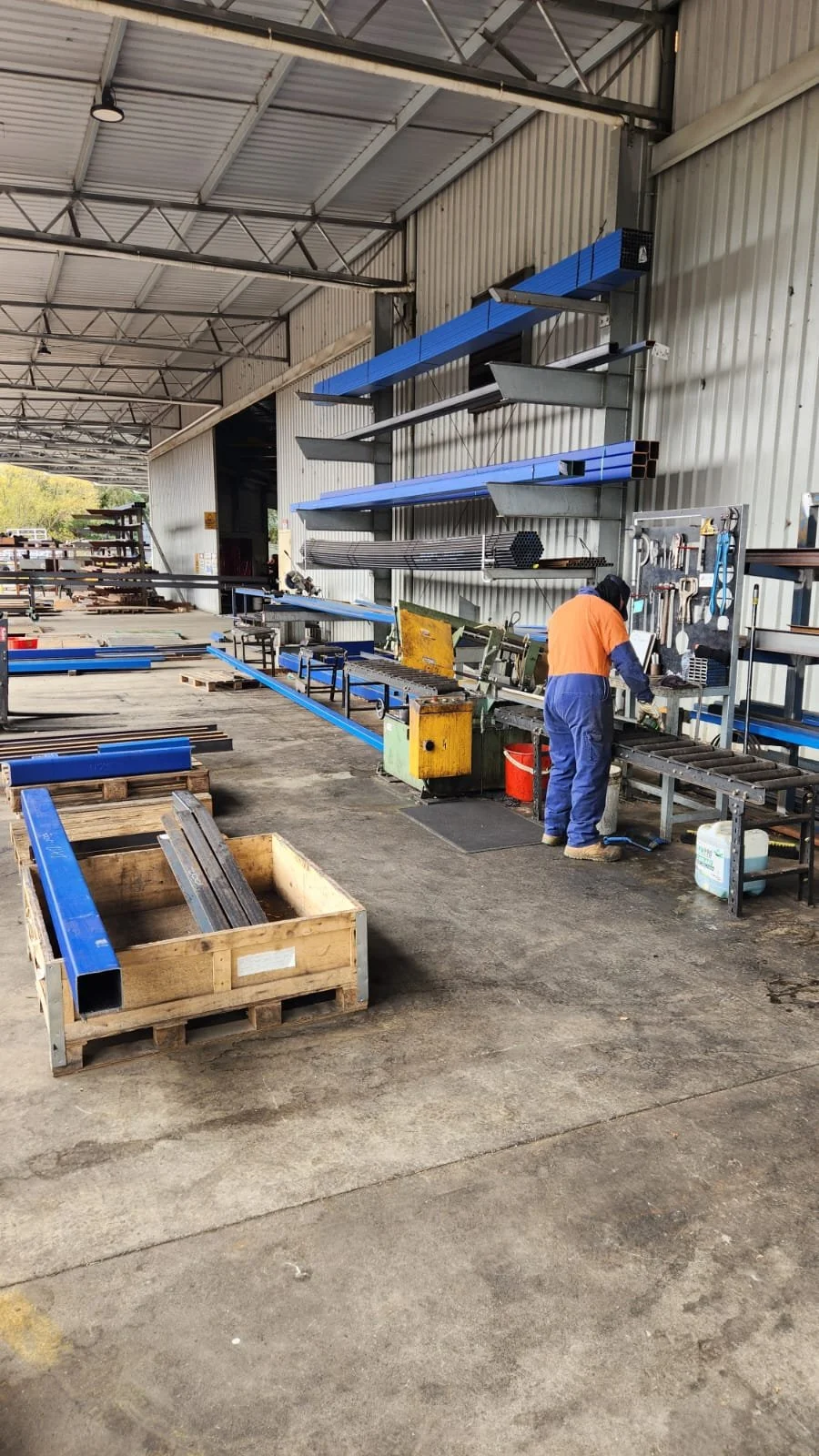 Kyneton_parkes_Fitout_bay.jpg