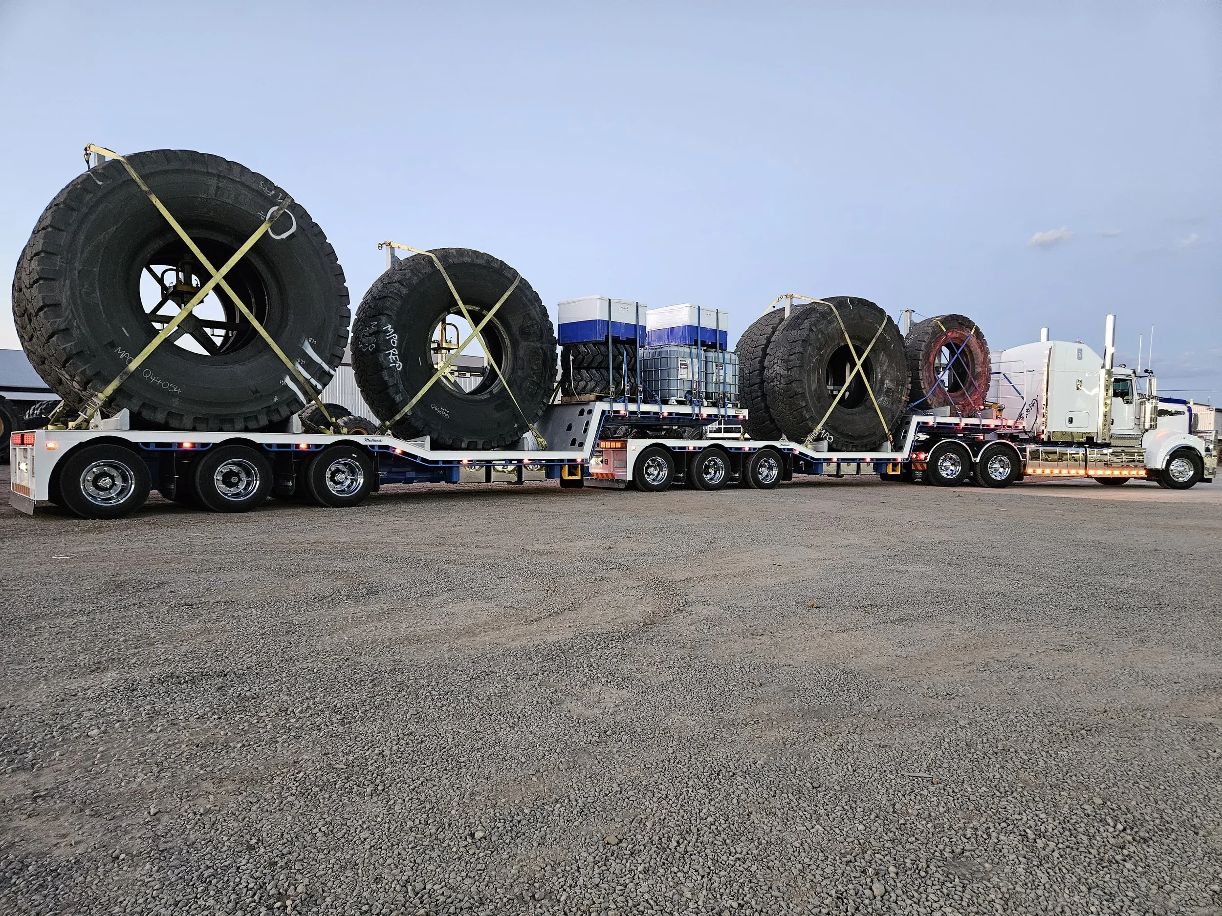 What is a B-Double? Configuration, Mass Limits, and A-Trailer/B-Trailer Roles
