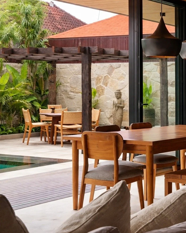 The moment you spot a stunning reclaimed ironwood pergola, it doesn&rsquo;t matter how amazing the villa interior is&mdash;your eyes are pulled outside. 🪵🌿✨

That&rsquo;s what the right detail does: it frames the space, plays with light and shadow,