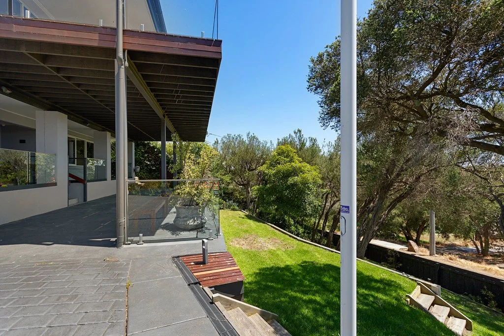 27 Alexander WEB-2.jpg