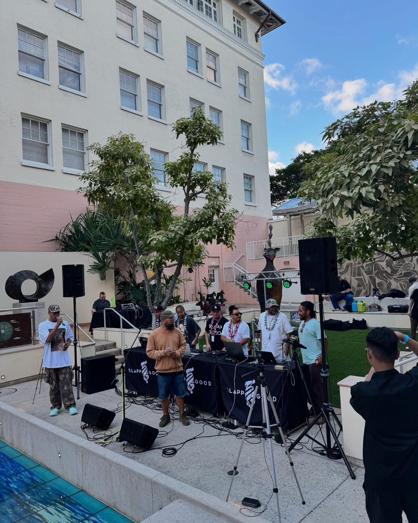 #slappgood producer showcase getting started! All producers on deck.

Can&rsquo;t make it in-person? Watch it live on YouTube, link in bio.