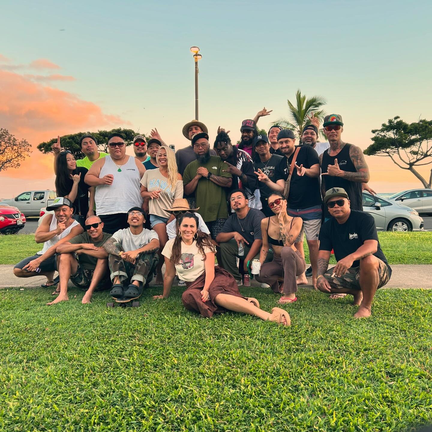 Close out potluck to another successful event! Huge Mahalo to everyone involved, from the producers, the movers &amp; the people! Stay in touch &amp; stay tuned for the next&hellip; 🤙🏽 (ps. @serene.vinny74 aka Grill King for holding us down on the 