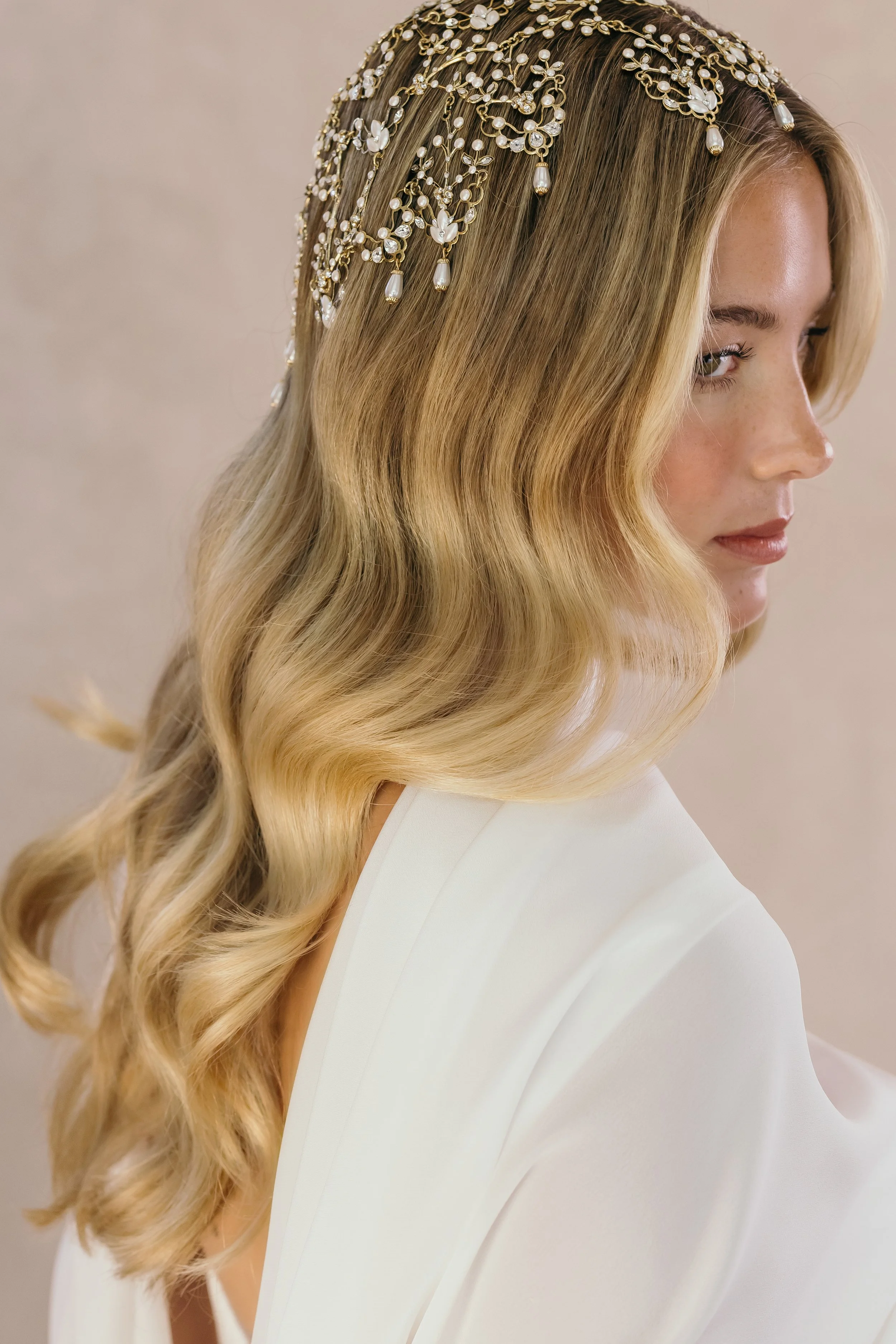 BN 26-04 AG ETERNA  2.jpg