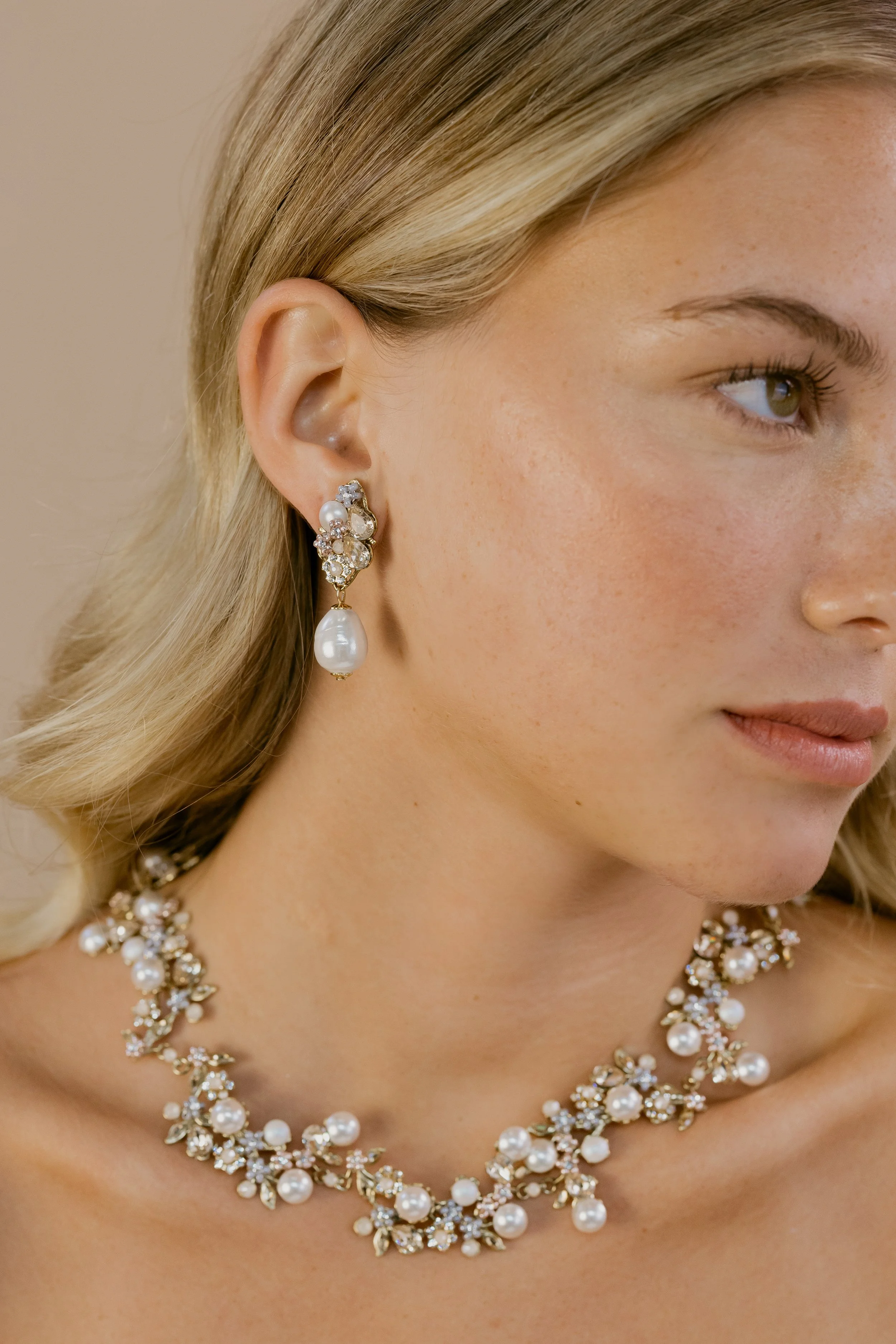 E 26-21-AG ISOLDA  1.jpg