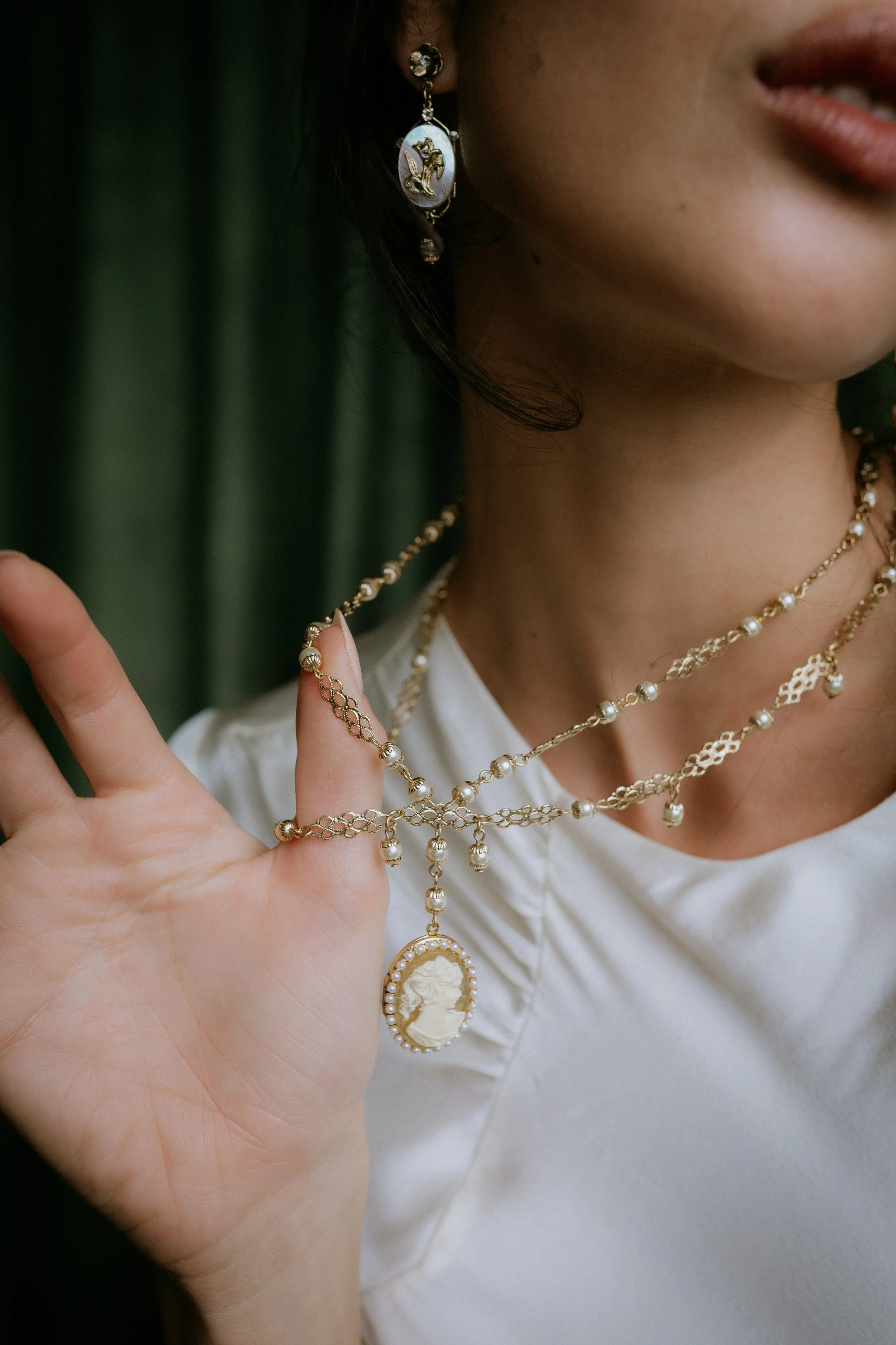 NECKLACE 27-27-AG  CAMEA   3.jpg